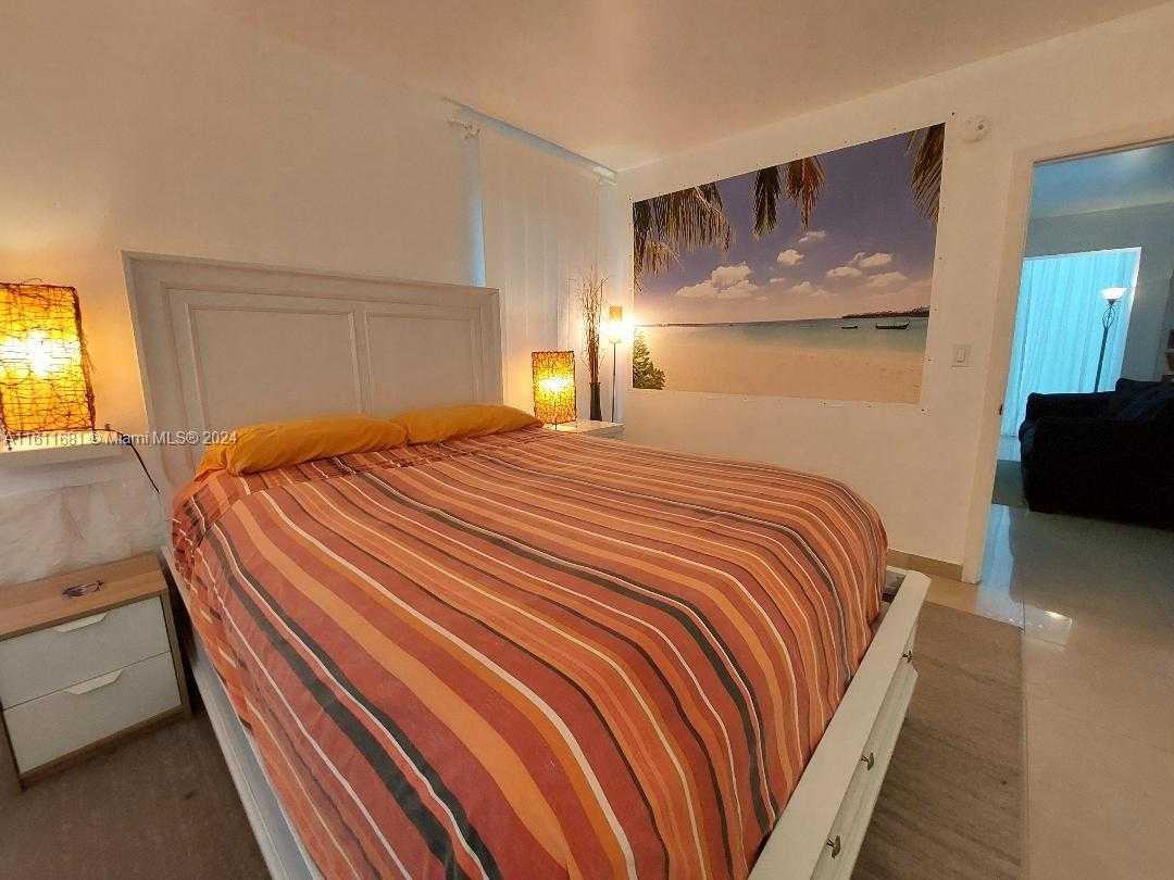 Small Image of 6767 INDIAN CREEK DR #2C, Miami Beach Number 10