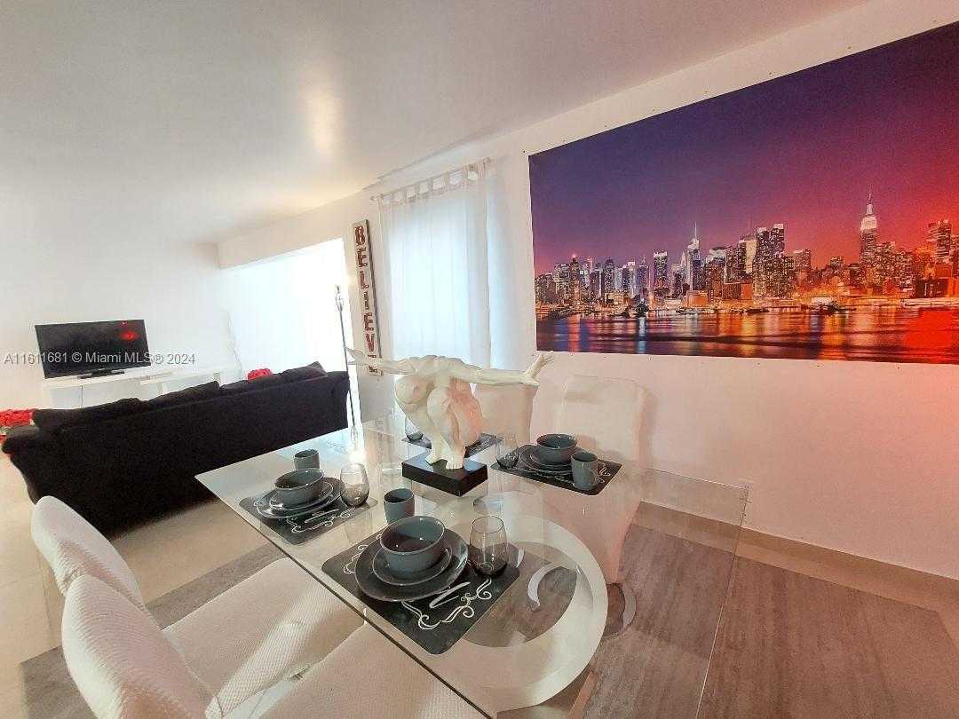 Small Image of 6767 INDIAN CREEK DR #2C, Miami Beach Number 3