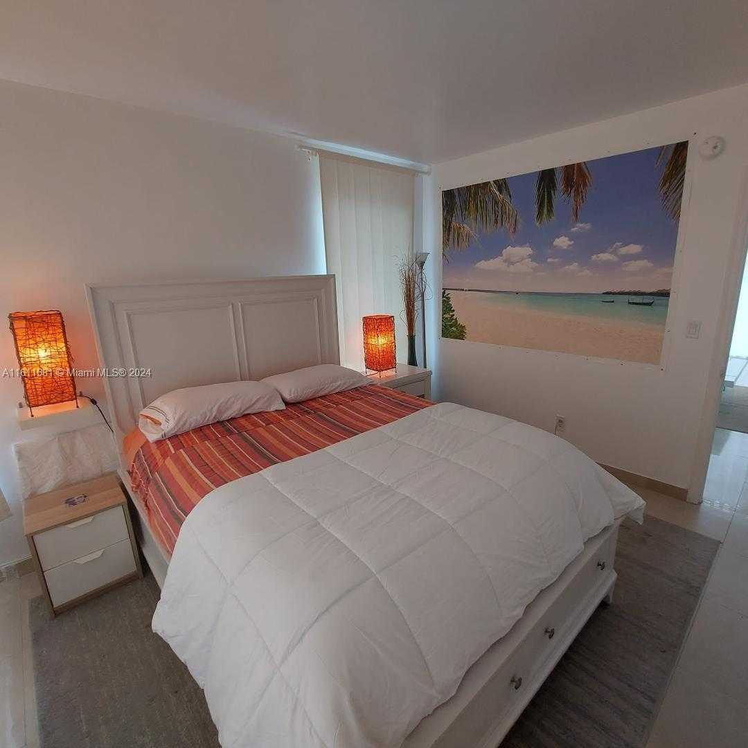 Small Image of 6767 INDIAN CREEK DR #2C, Miami Beach Number 8