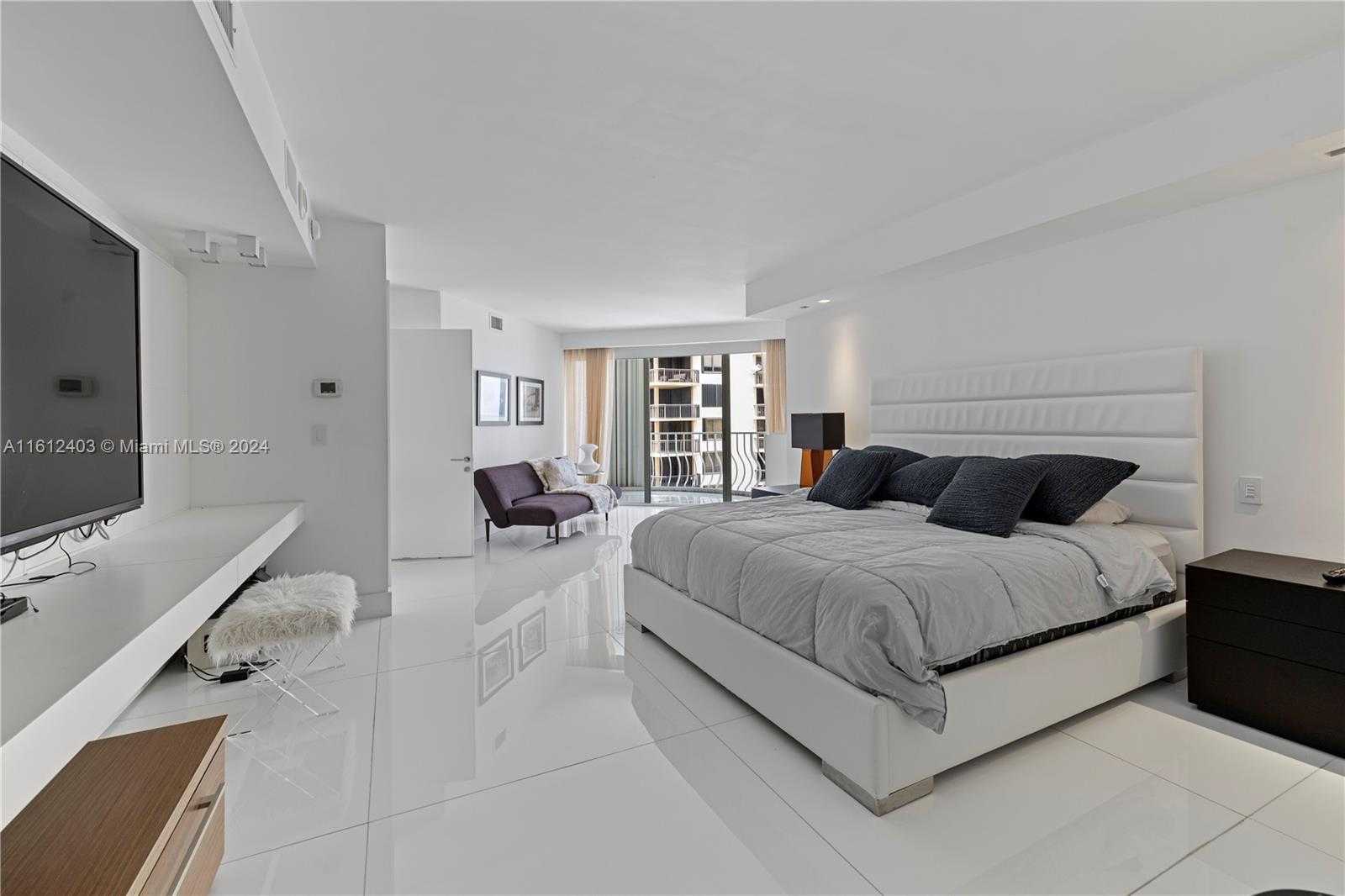 Small Image of 10155 COLLINS AVE #1210, Bal Harbour Number 16
