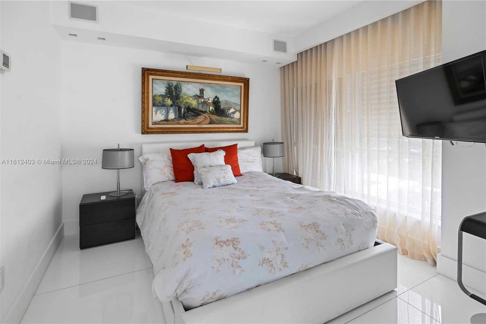 Small Image of 10155 COLLINS AVE #1210, Bal Harbour Number 26