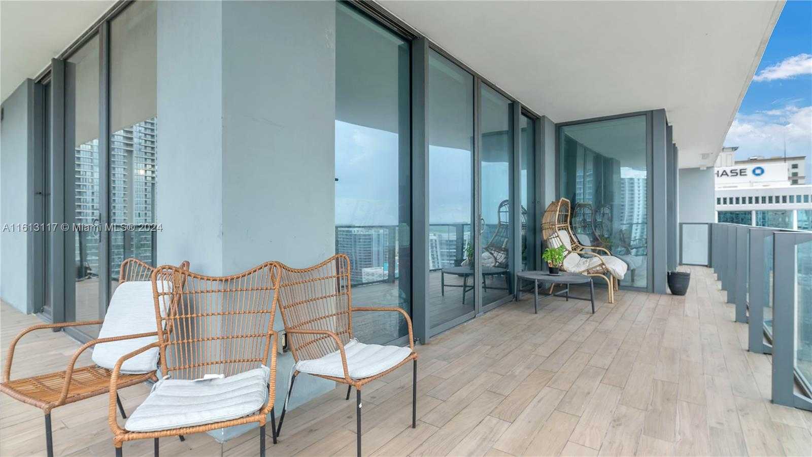 Small Image of 88 SOUTH WEST 7TH ST #2312, Miami Number 22