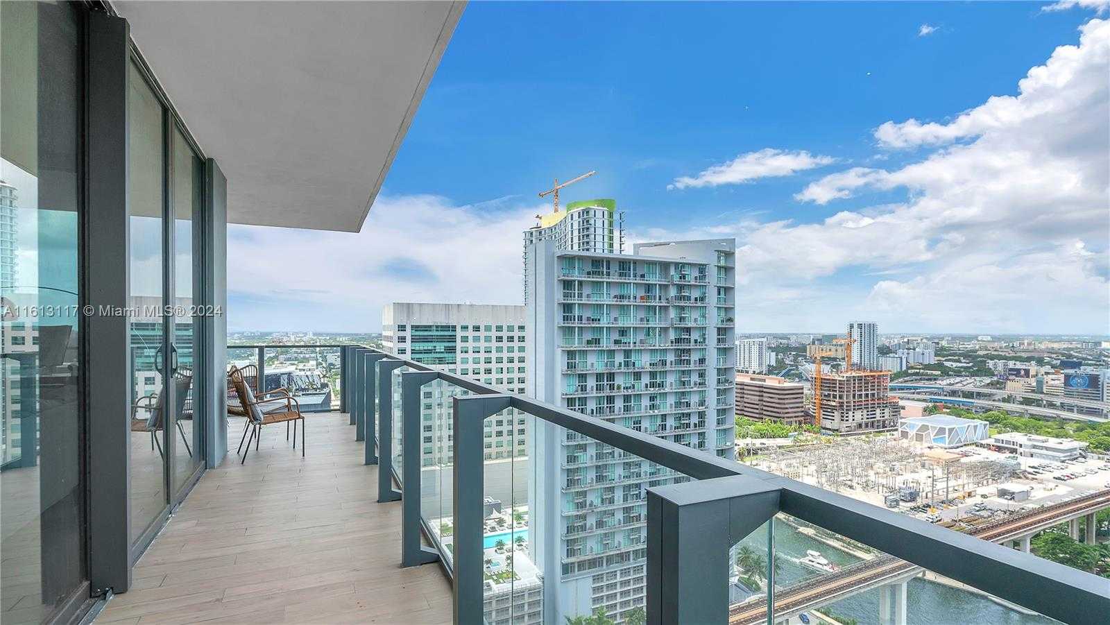 Small Image of 88 SOUTH WEST 7TH ST #2312, Miami Number 27