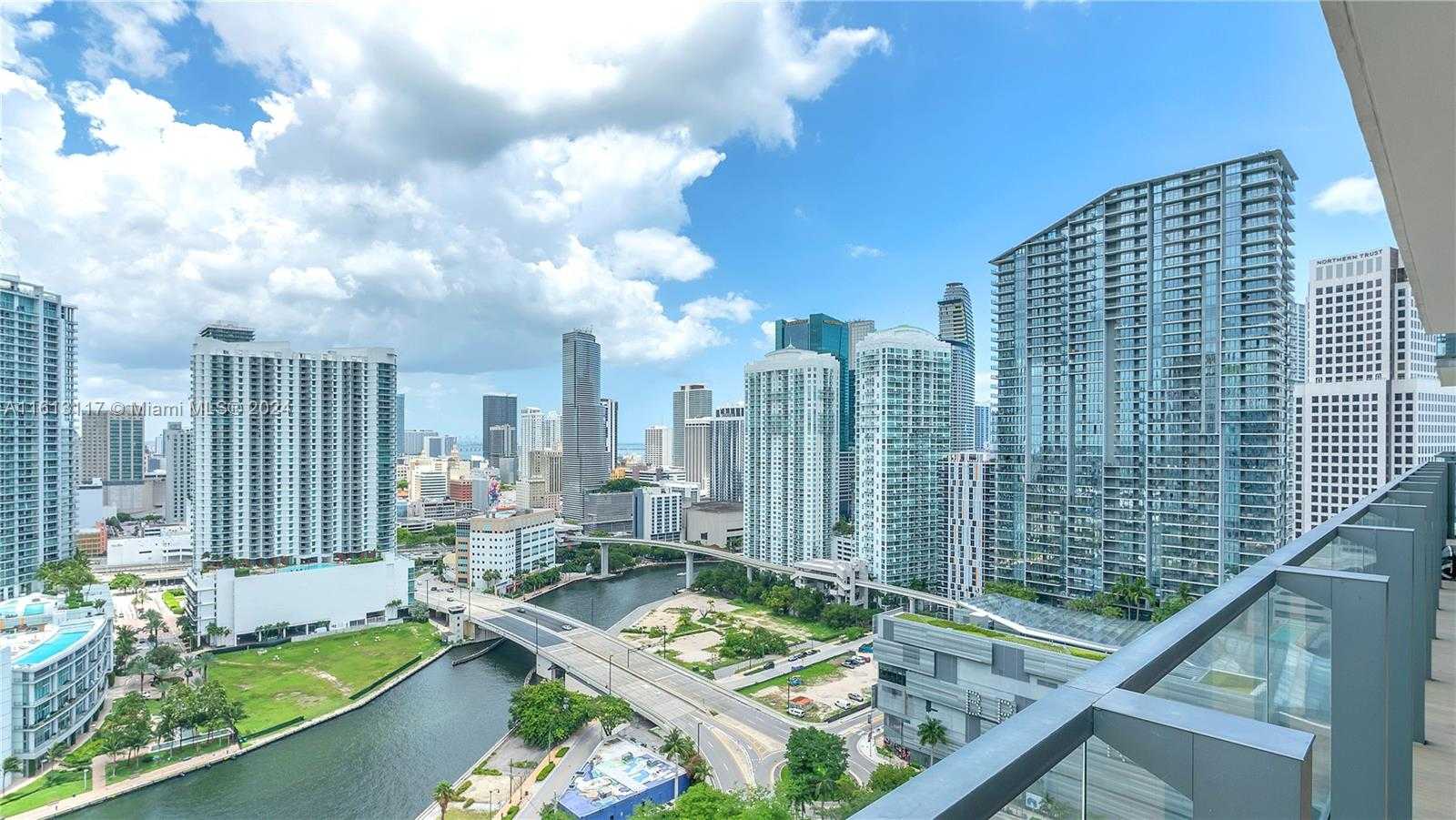 Small Image of 88 SOUTH WEST 7TH ST #2312, Miami Number 3