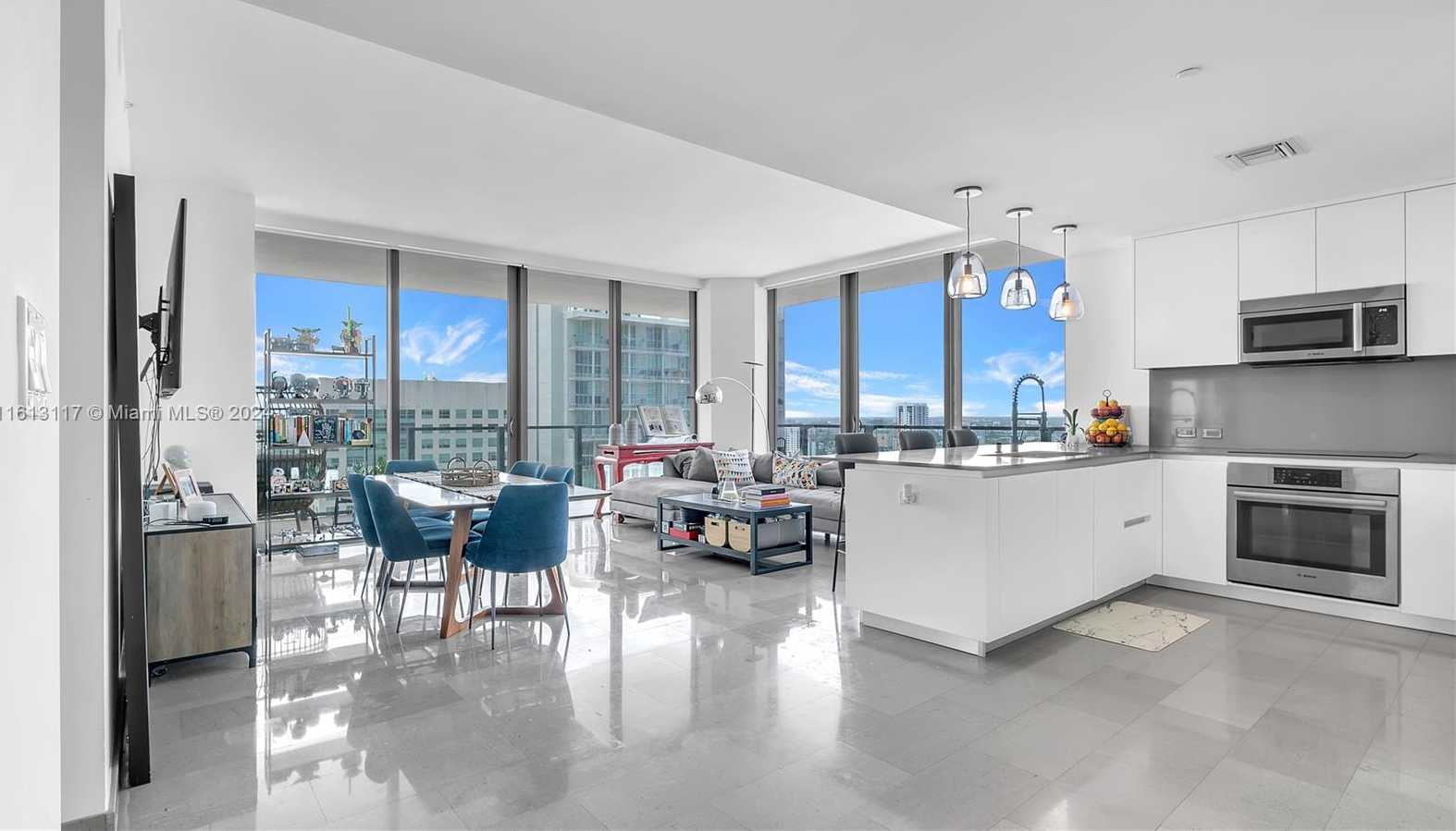 Small Image of 88 SOUTH WEST 7TH ST #2312, Miami Number 4