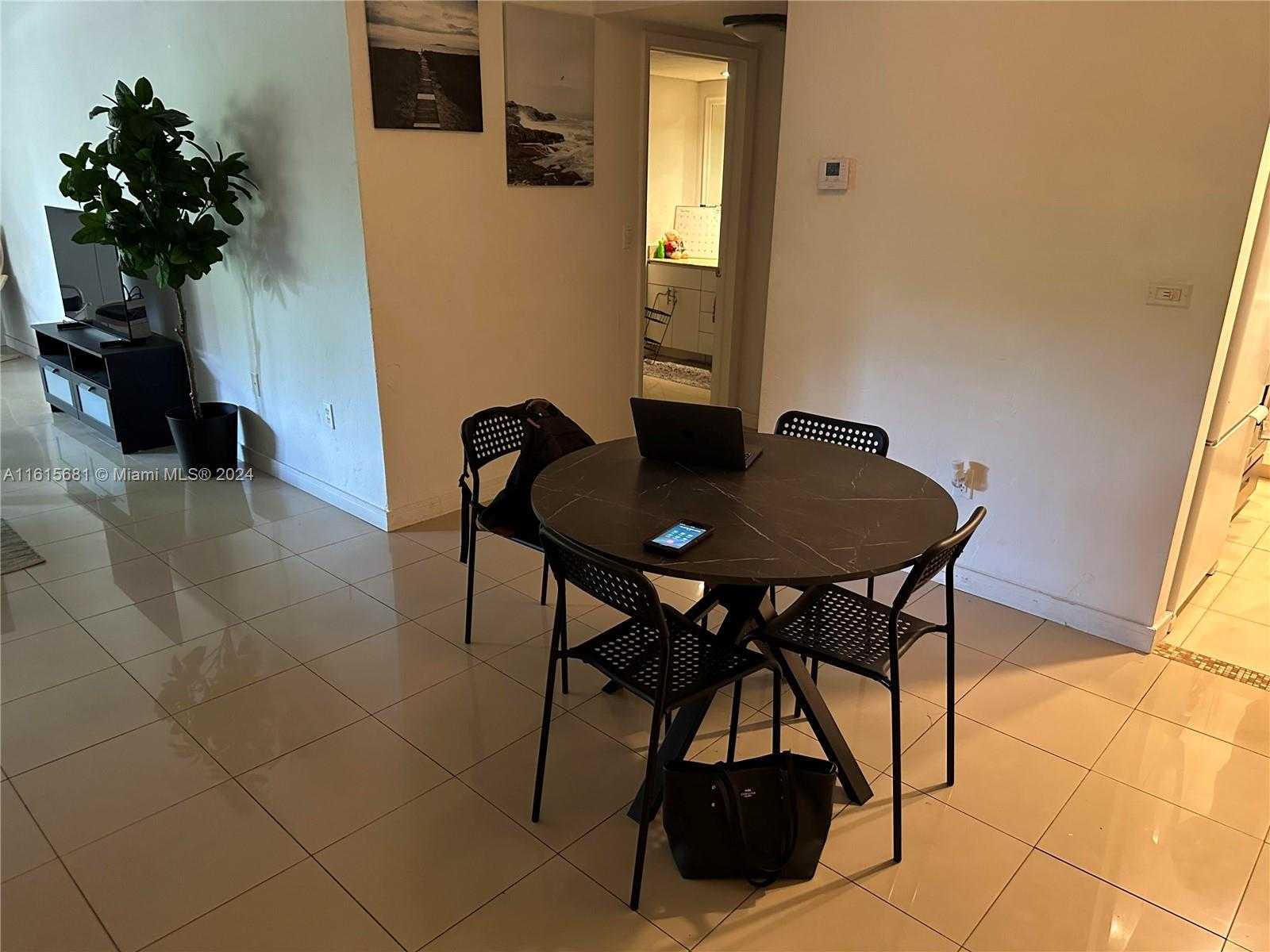 Small Image of 1205 MARIPOSA AVE #212, Coral Gables Number 3