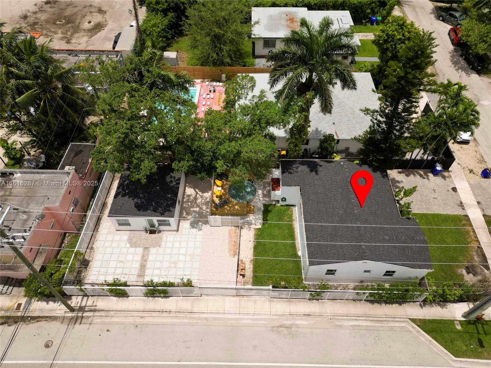 Small Image of 968 NORTH EAST 80TH ST, Miami Number 32