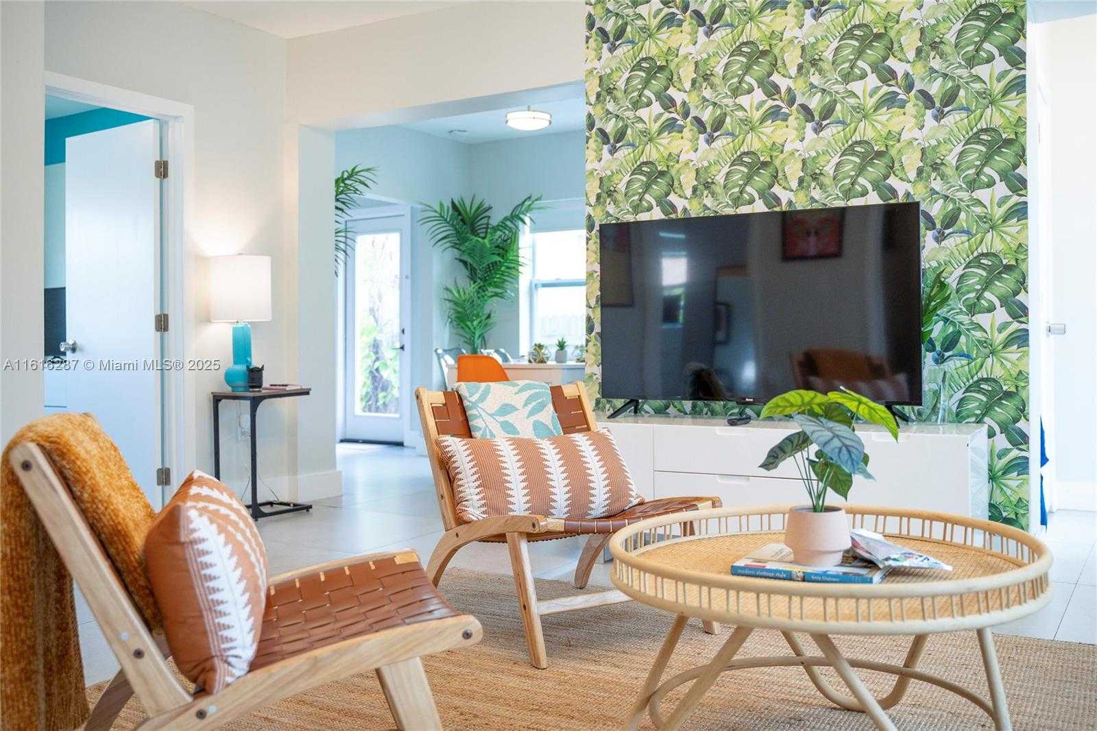 Small Image of 968 NORTH EAST 80TH ST, Miami Number 7