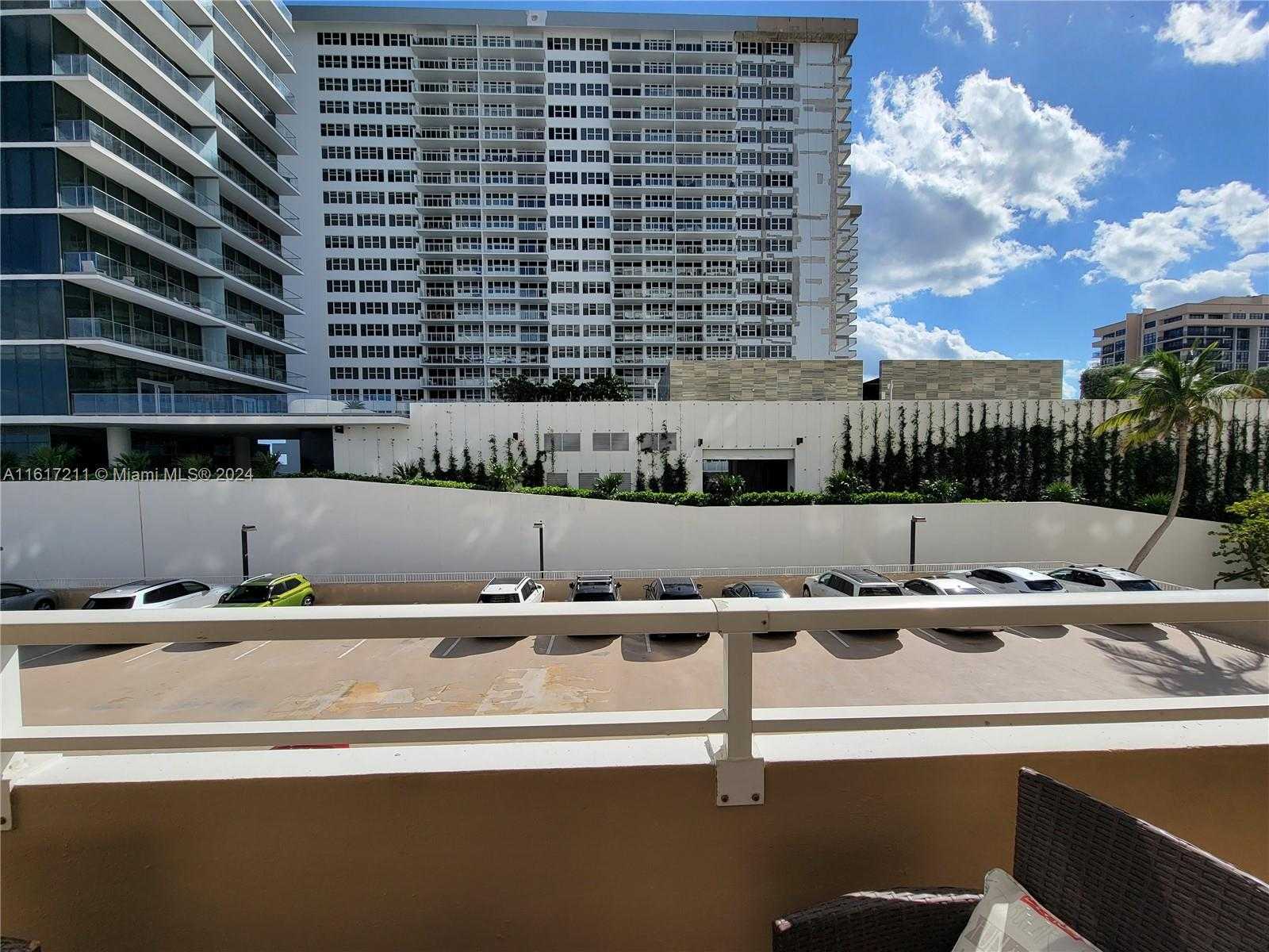Small Image of 1980 SOUTH OCEAN DR #2C, Hallandale Beach Number 14