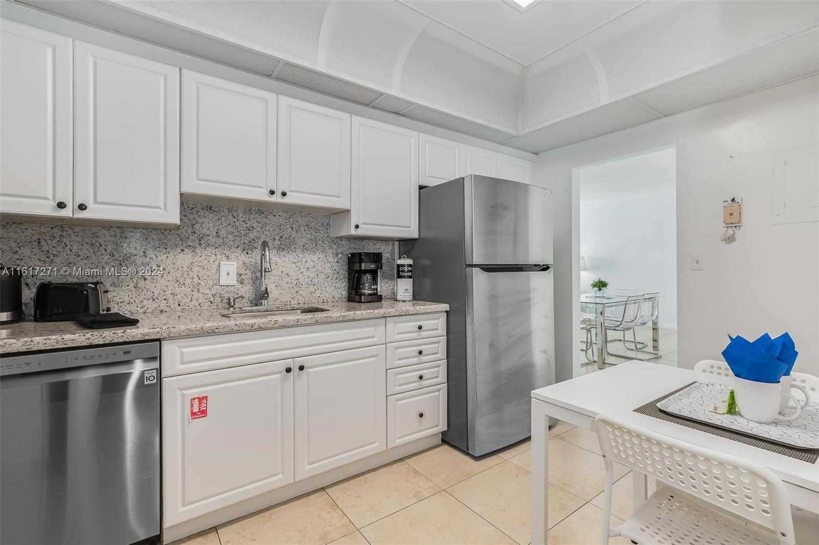 Small Image of 3801 SOUTH OCEAN DR #9T, Hollywood Number 12