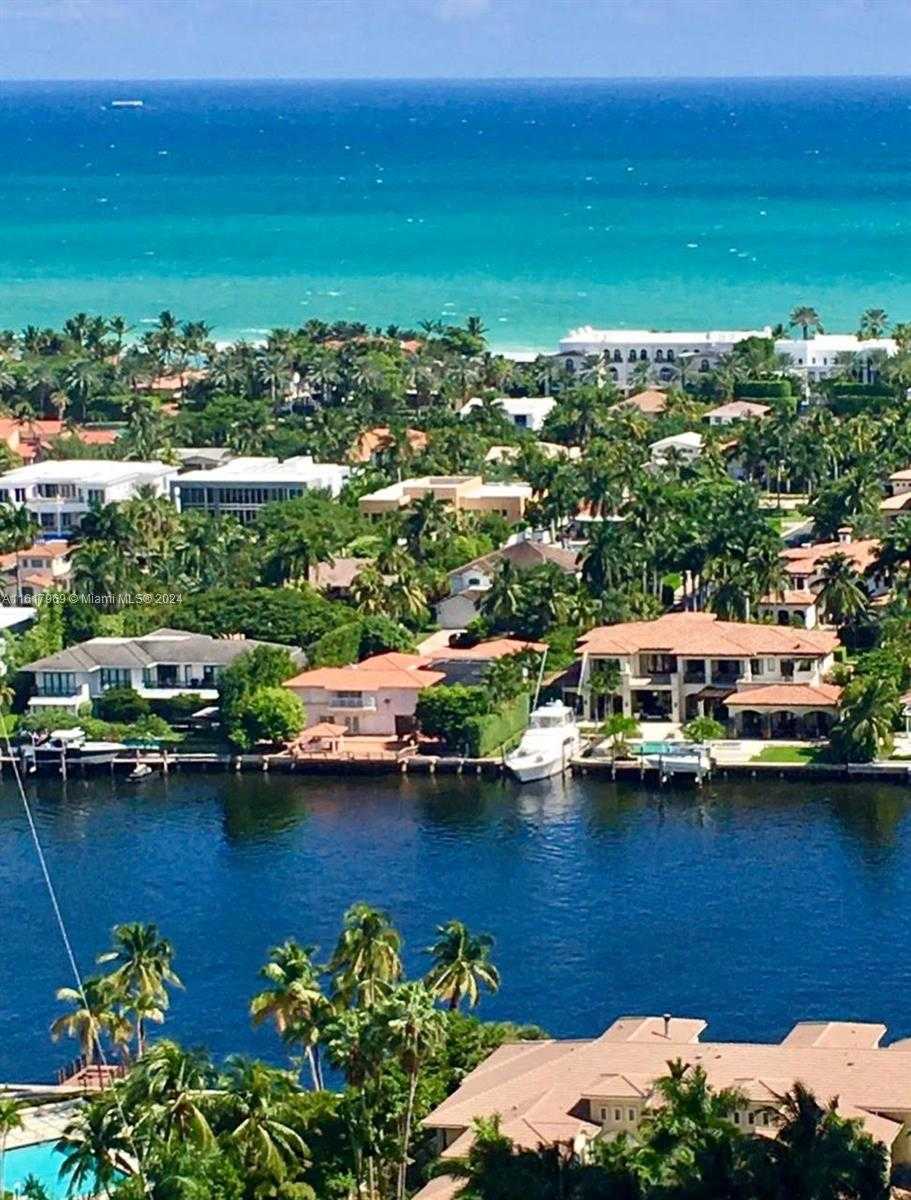 Small Image of 21055 YACHT CLUB DR #2710, Aventura Number 3