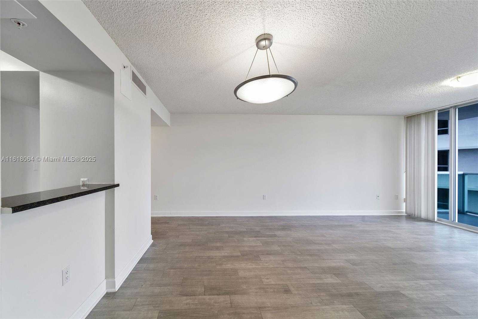 Small Image of 1500 BAY RD #G-0601, Miami Beach Number 14