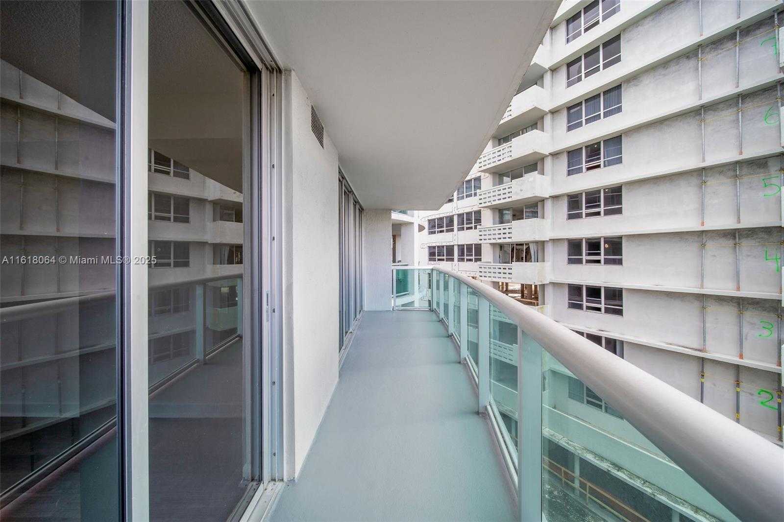 Small Image of 1500 BAY RD #G-0601, Miami Beach Number 18