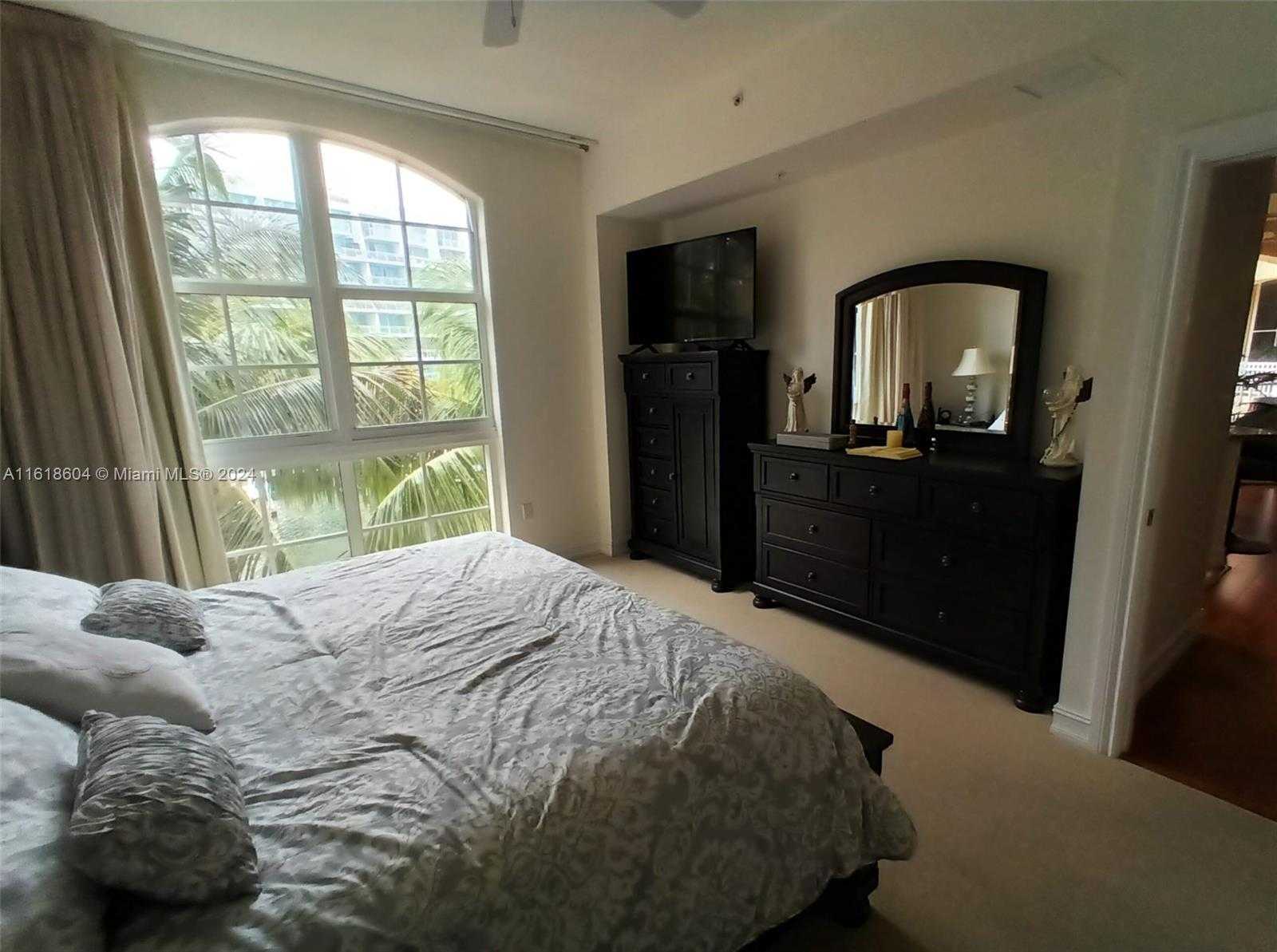 Small Image of 3001 NORTH EAST 185TH ST #311, Aventura Number 22