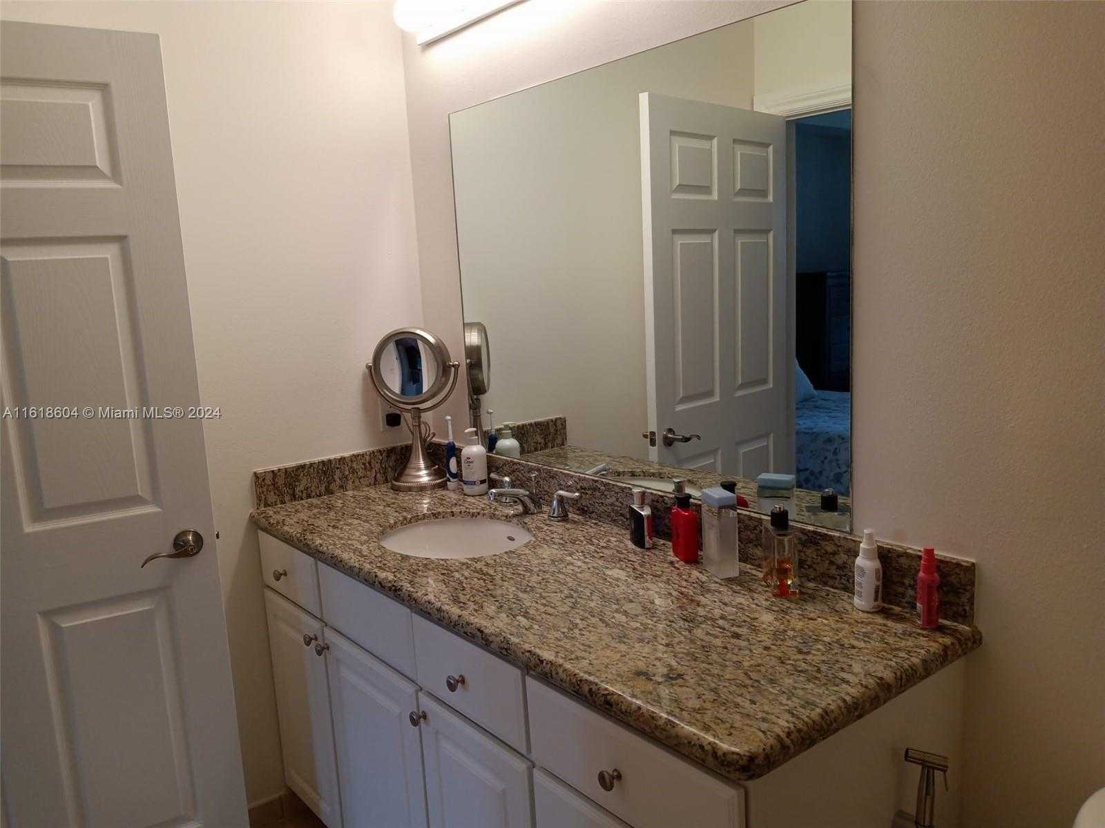 Small Image of 3001 NORTH EAST 185TH ST #311, Aventura Number 23