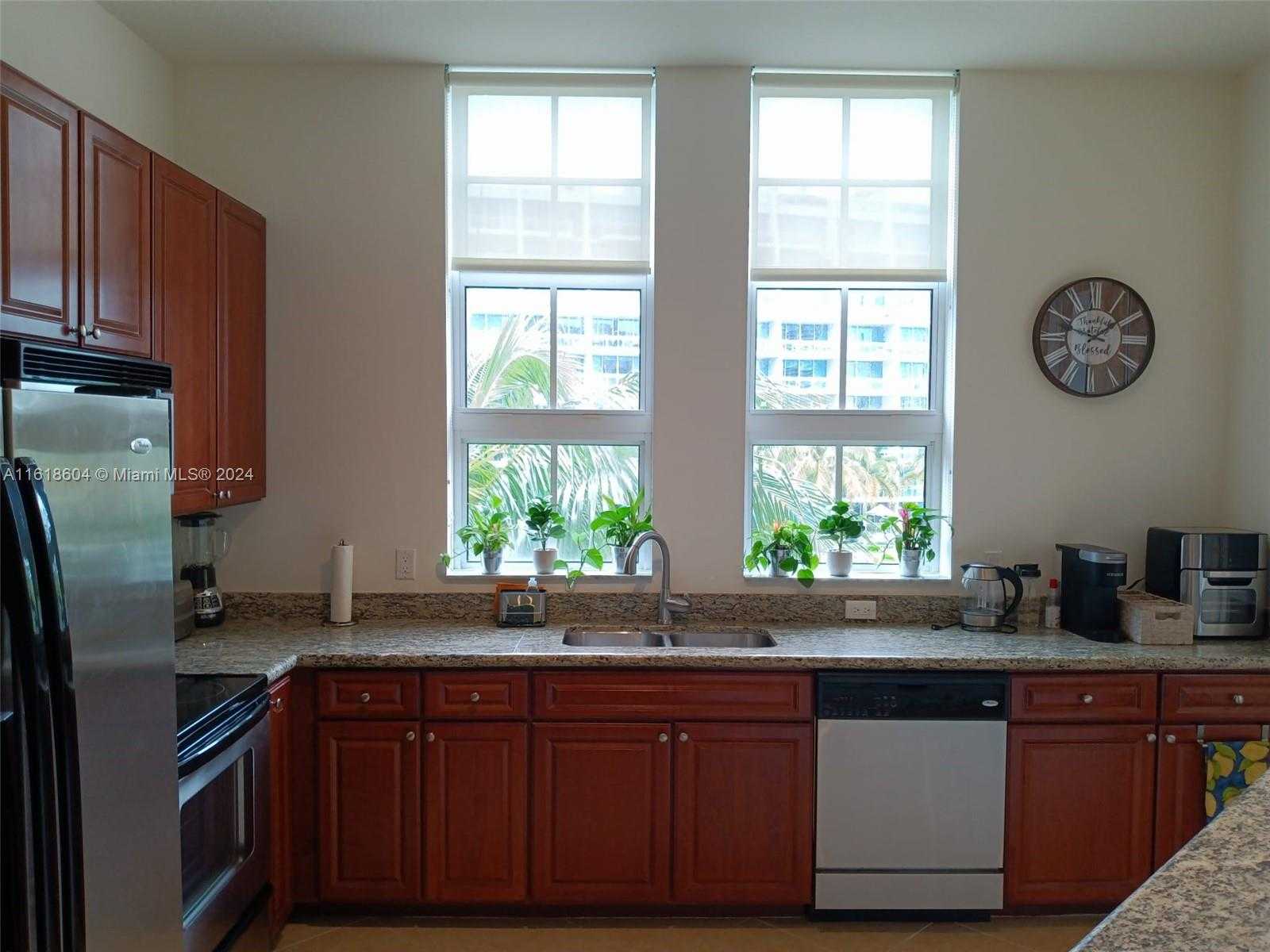 Small Image of 3001 NORTH EAST 185TH ST #311, Aventura Number 3