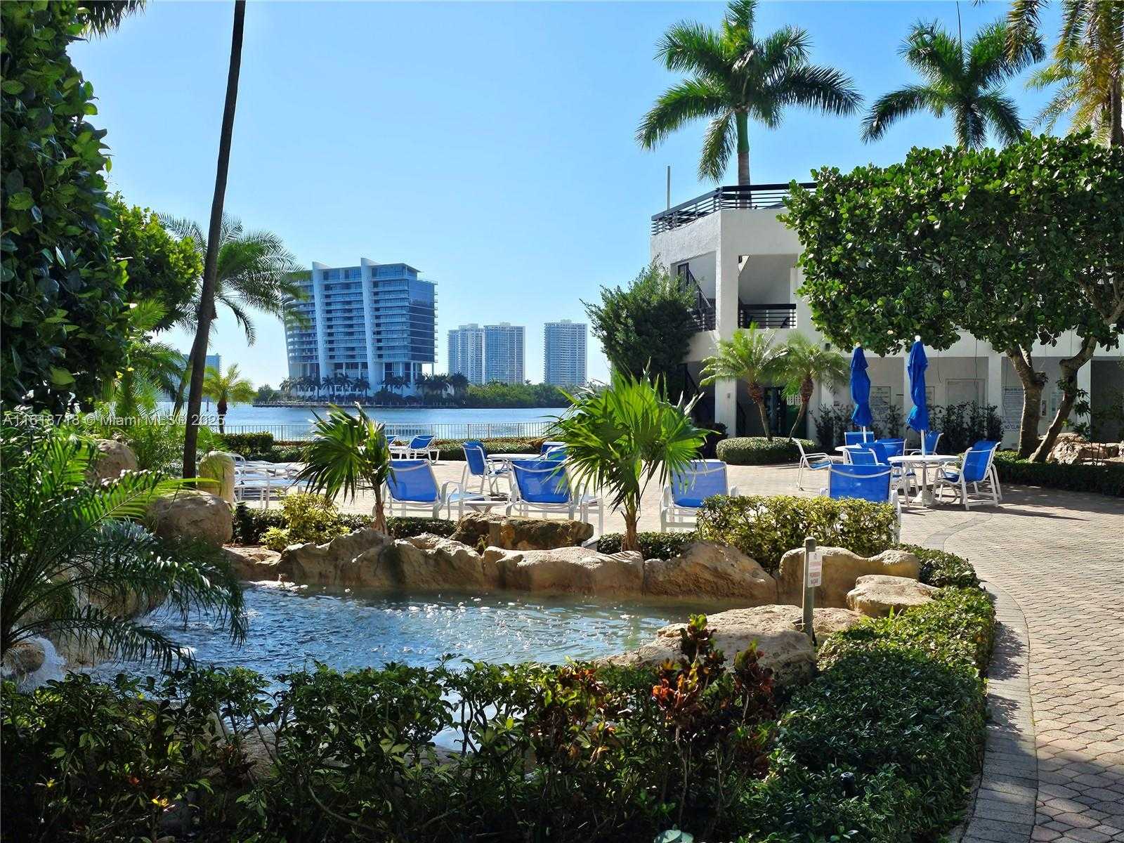 Small Image of 3600 MYSTIC POINTE DR #1607, Aventura Number 18
