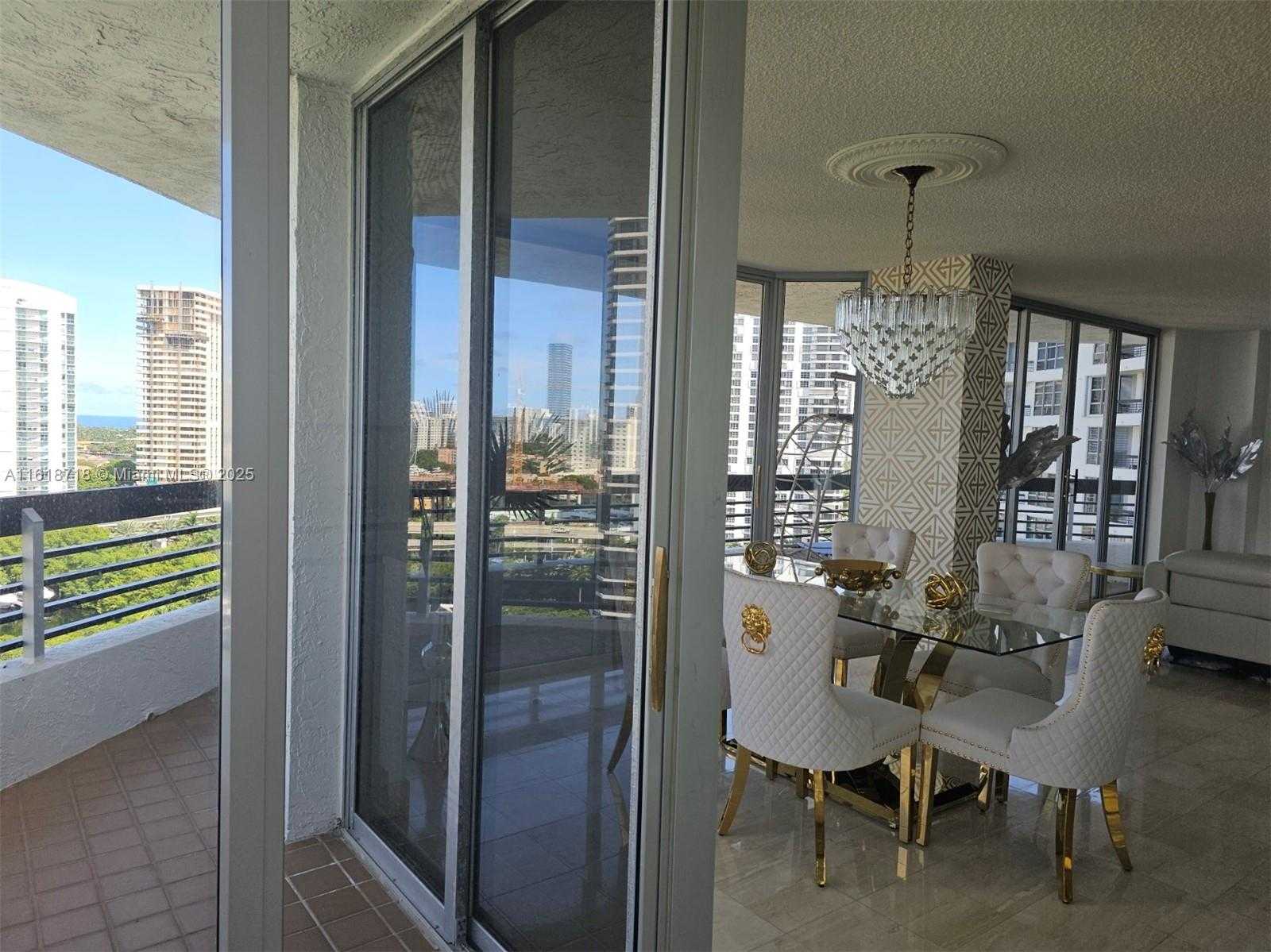 Small Image of 3600 MYSTIC POINTE DR #1607, Aventura Number 32