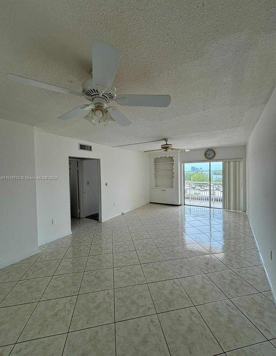 Small Image of 400 KINGS POINT DR #309, Sunny Isles Beach Number 19