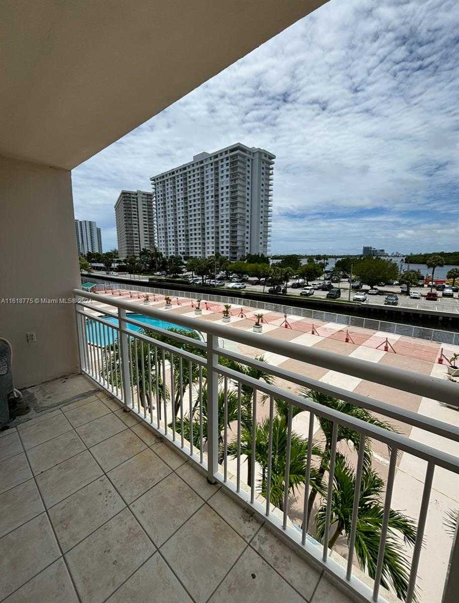 Small Image of 400 KINGS POINT DR #309, Sunny Isles Beach Number 22