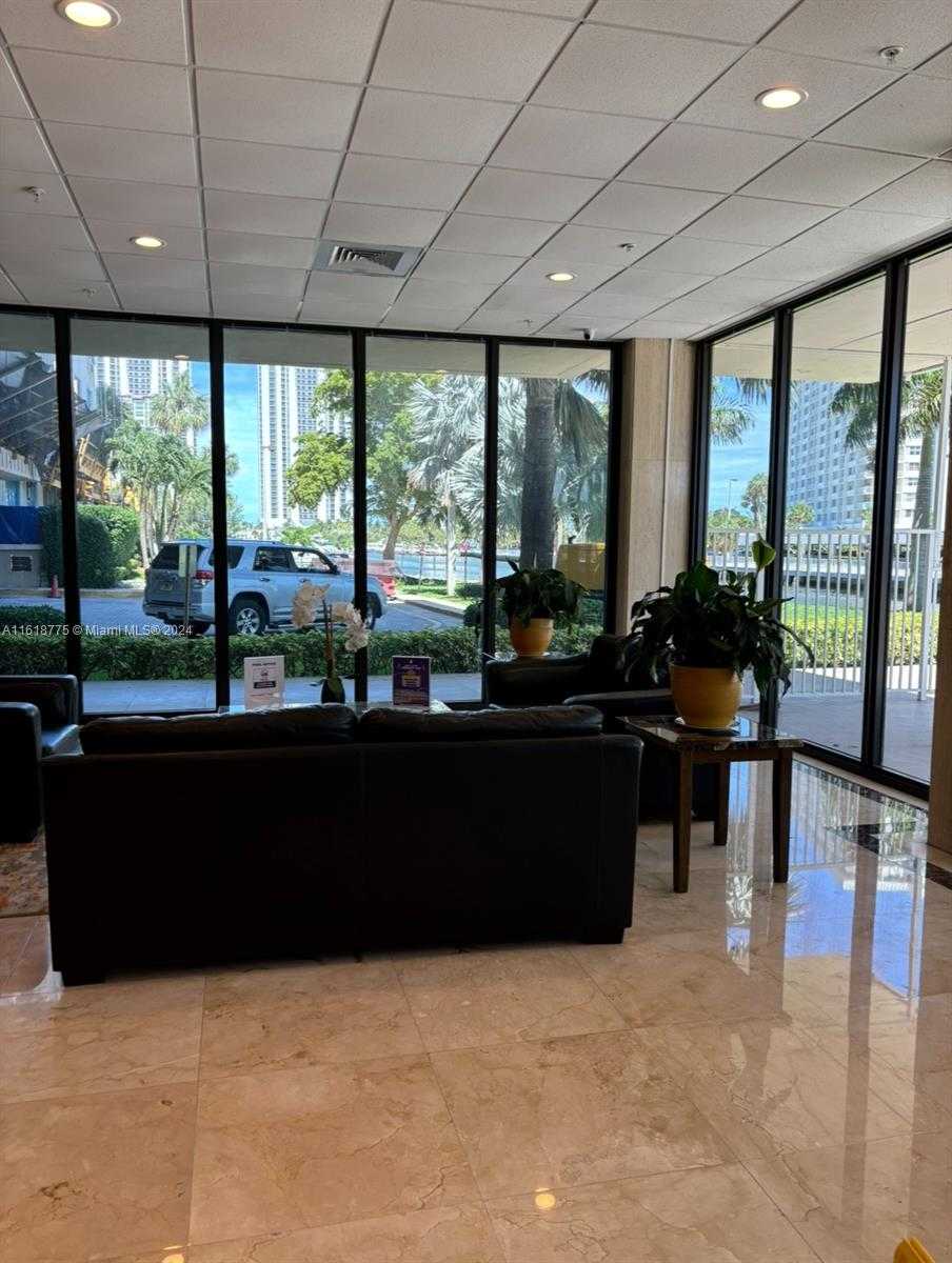 Small Image of 400 KINGS POINT DR #309, Sunny Isles Beach Number 9