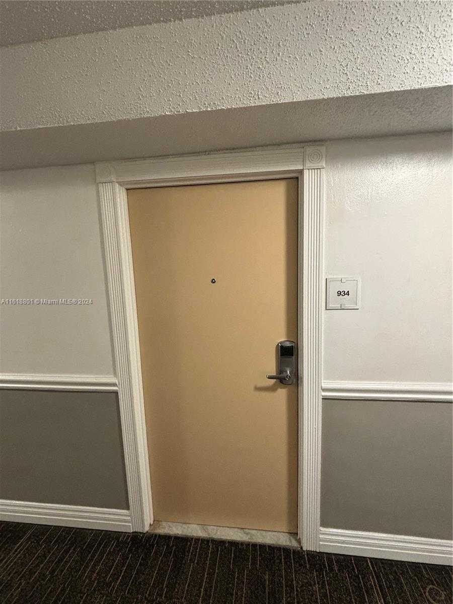 Small Image of 19201 COLLINS AVE #934, Sunny Isles Beach Number 26