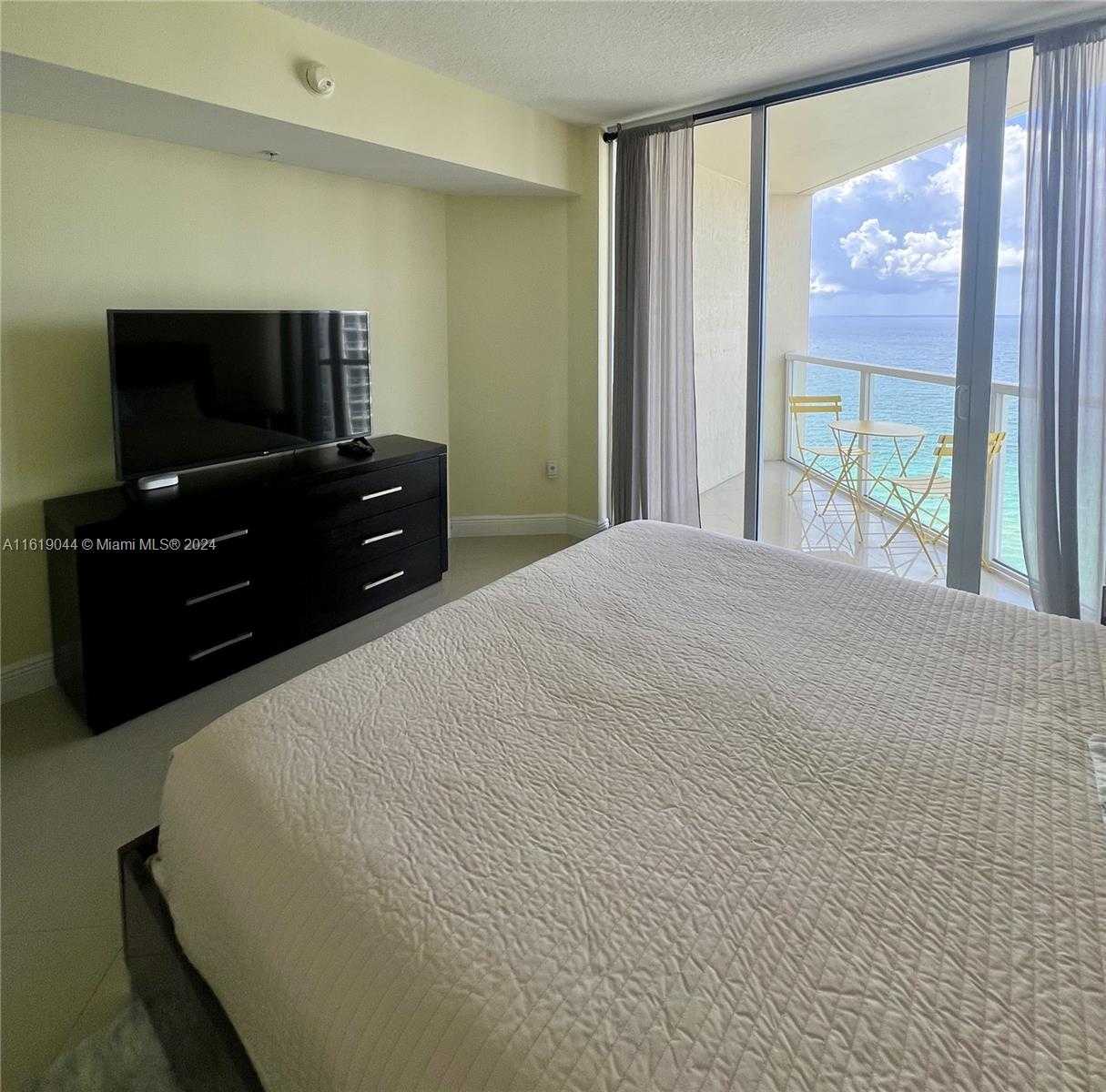 Small Image of 16699 COLLINS AVE #2910, Sunny Isles Beach Number 20