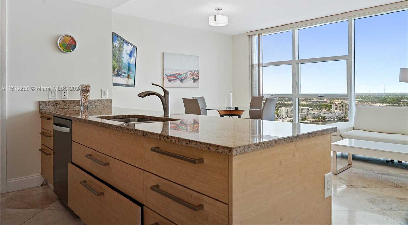 Small Image of 1830 SOUTH OCEAN DR #3107, Hallandale Beach Number 2