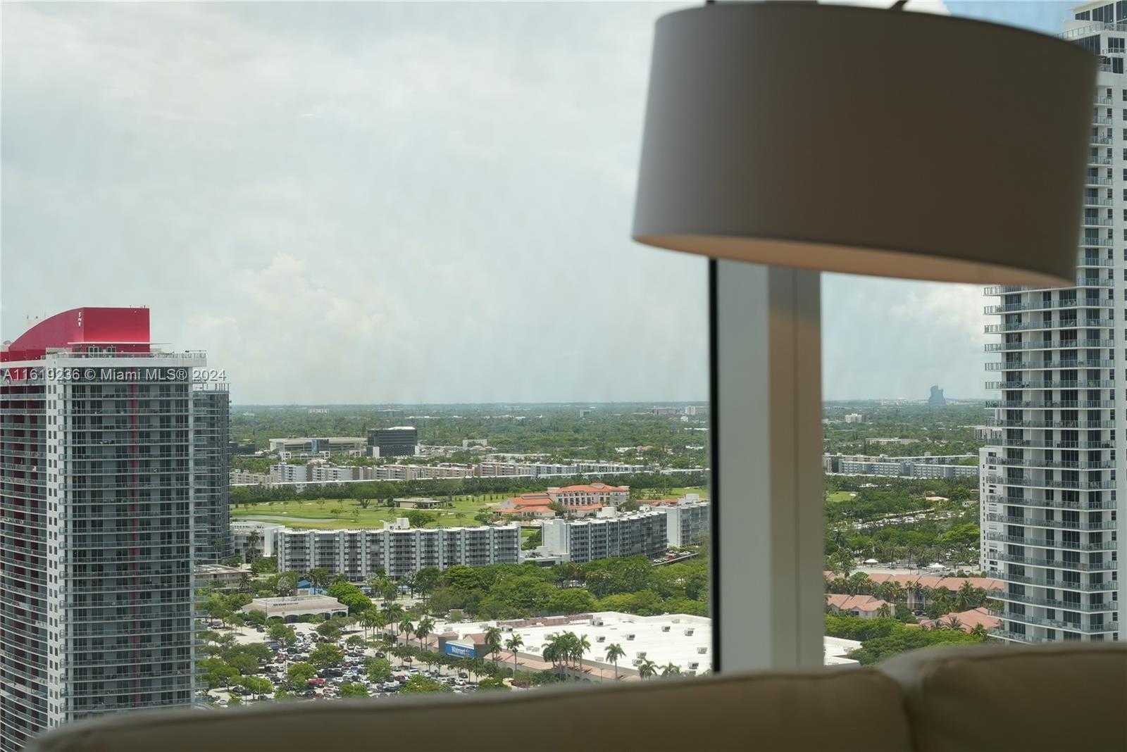 Small Image of 1830 SOUTH OCEAN DR #3107, Hallandale Beach Number 3