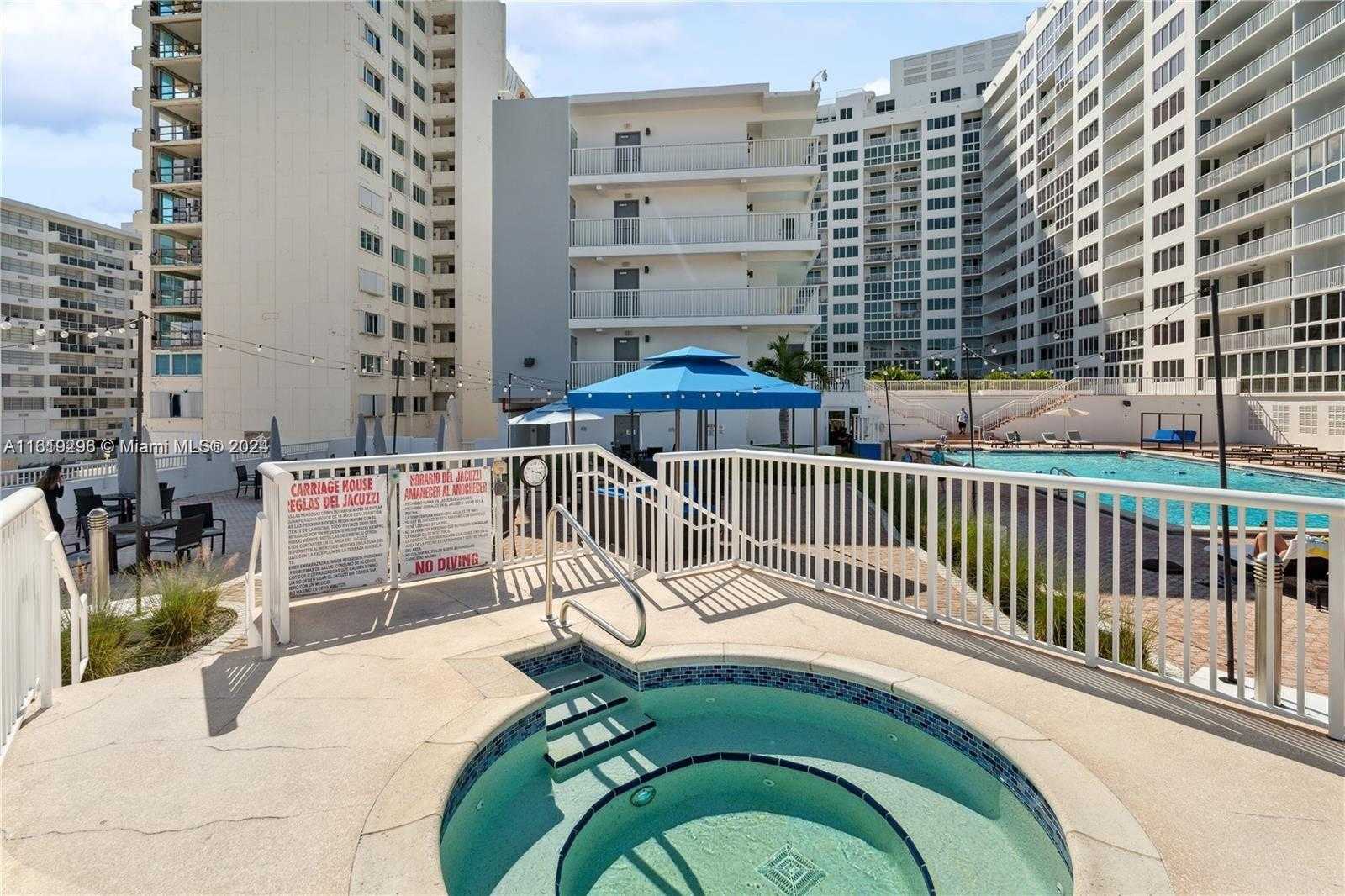 Small Image of 5401 COLLINS AVE #1123, Miami Beach Number 10