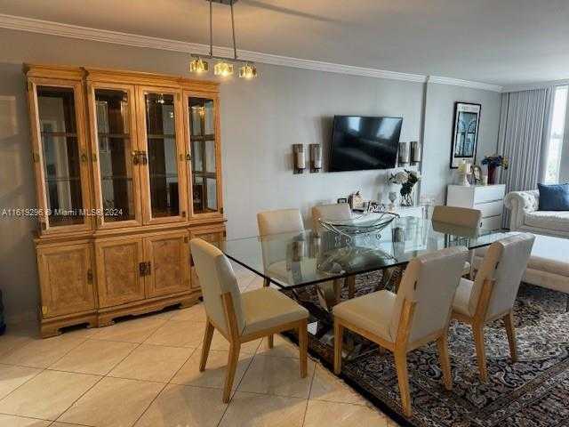 Small Image of 5401 COLLINS AVE #1123, Miami Beach Number 23