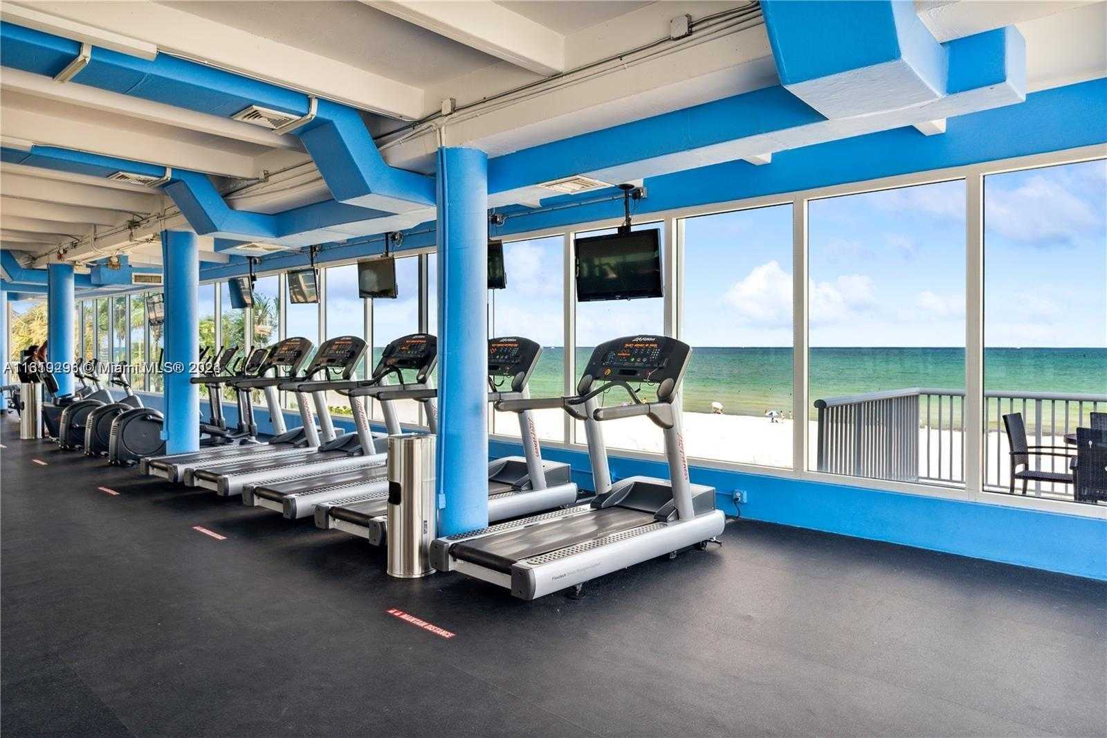 Small Image of 5401 COLLINS AVE #1123, Miami Beach Number 34