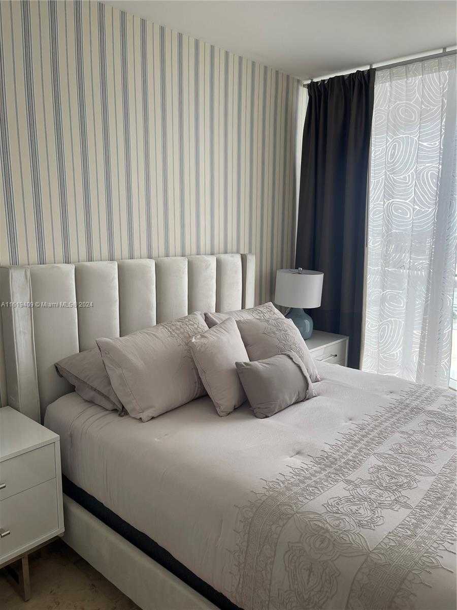 Small Image of 6365 COLLINS AVE #2610, Miami Beach Number 18