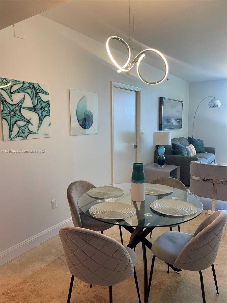Small Image of 6365 COLLINS AVE #2610, Miami Beach Number 23