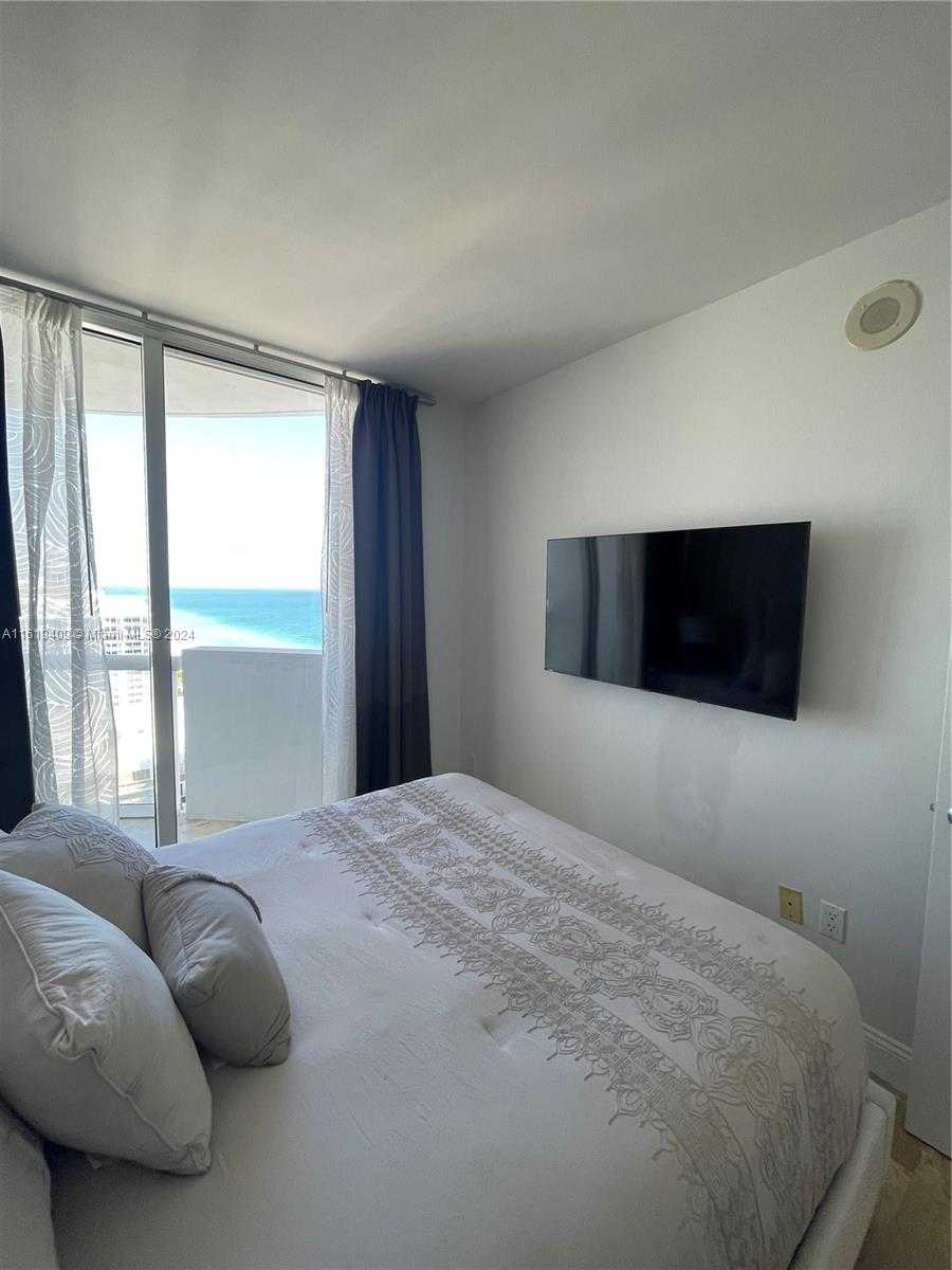 Small Image of 6365 COLLINS AVE #2610, Miami Beach Number 32