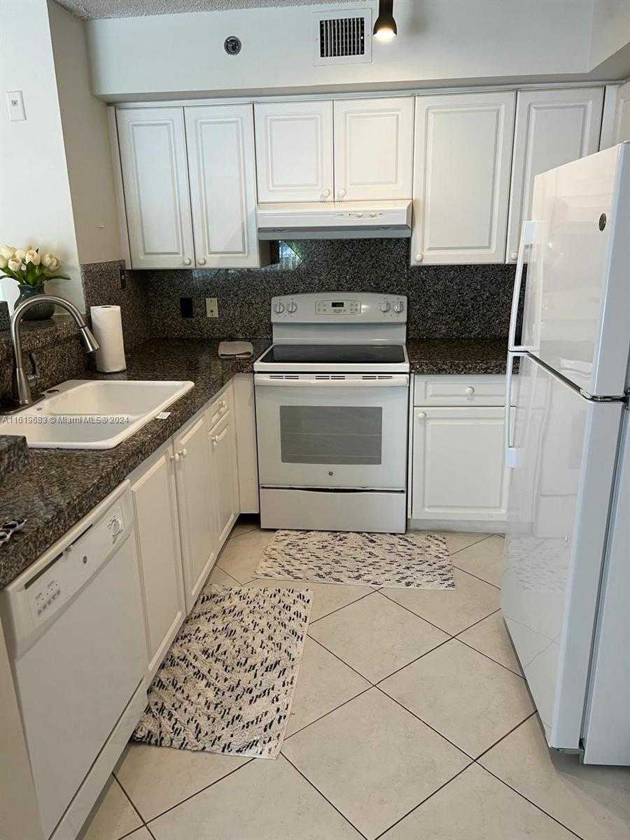 Small Image of 19901 EAST COUNTRY CLUB DR #2207, Aventura Number 10