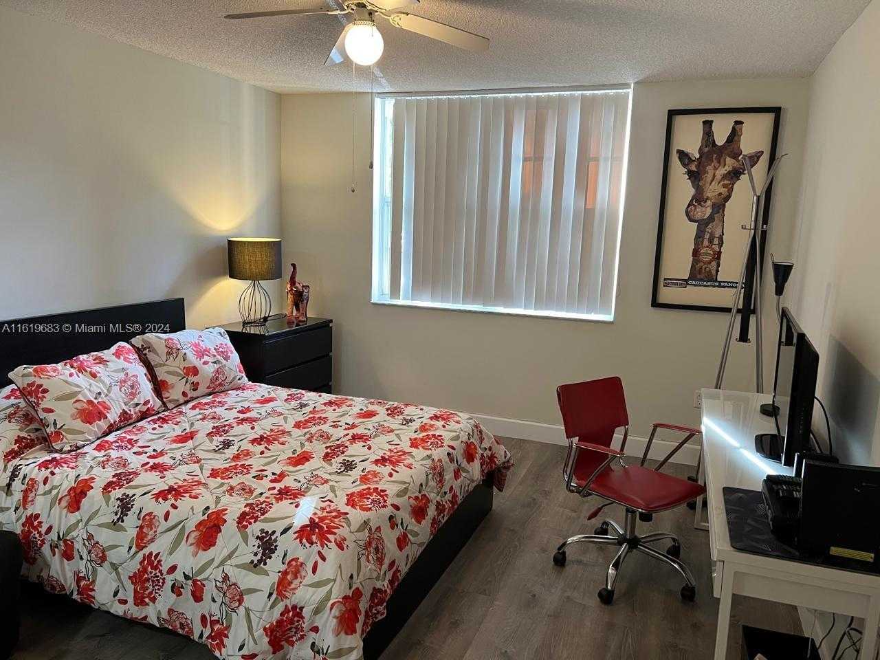 Small Image of 19901 EAST COUNTRY CLUB DR #2207, Aventura Number 11