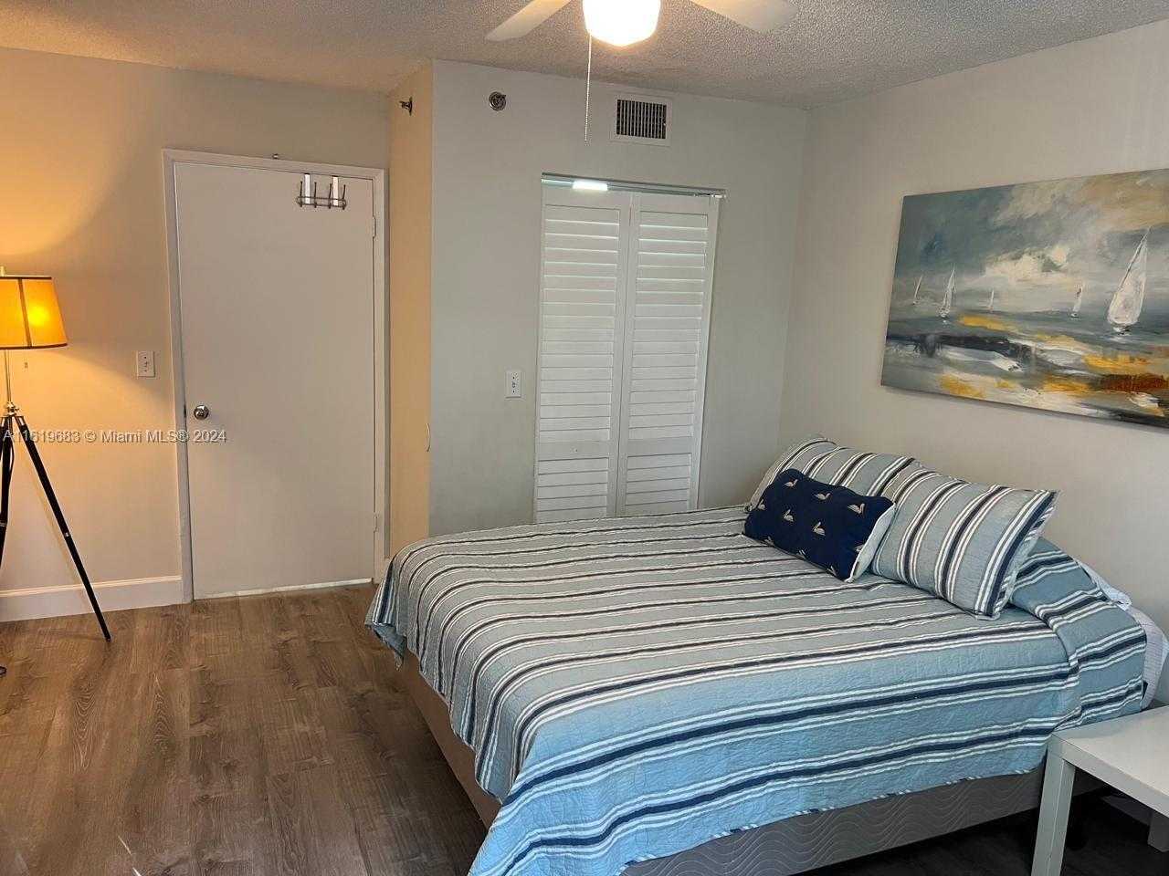 Small Image of 19901 EAST COUNTRY CLUB DR #2207, Aventura Number 16