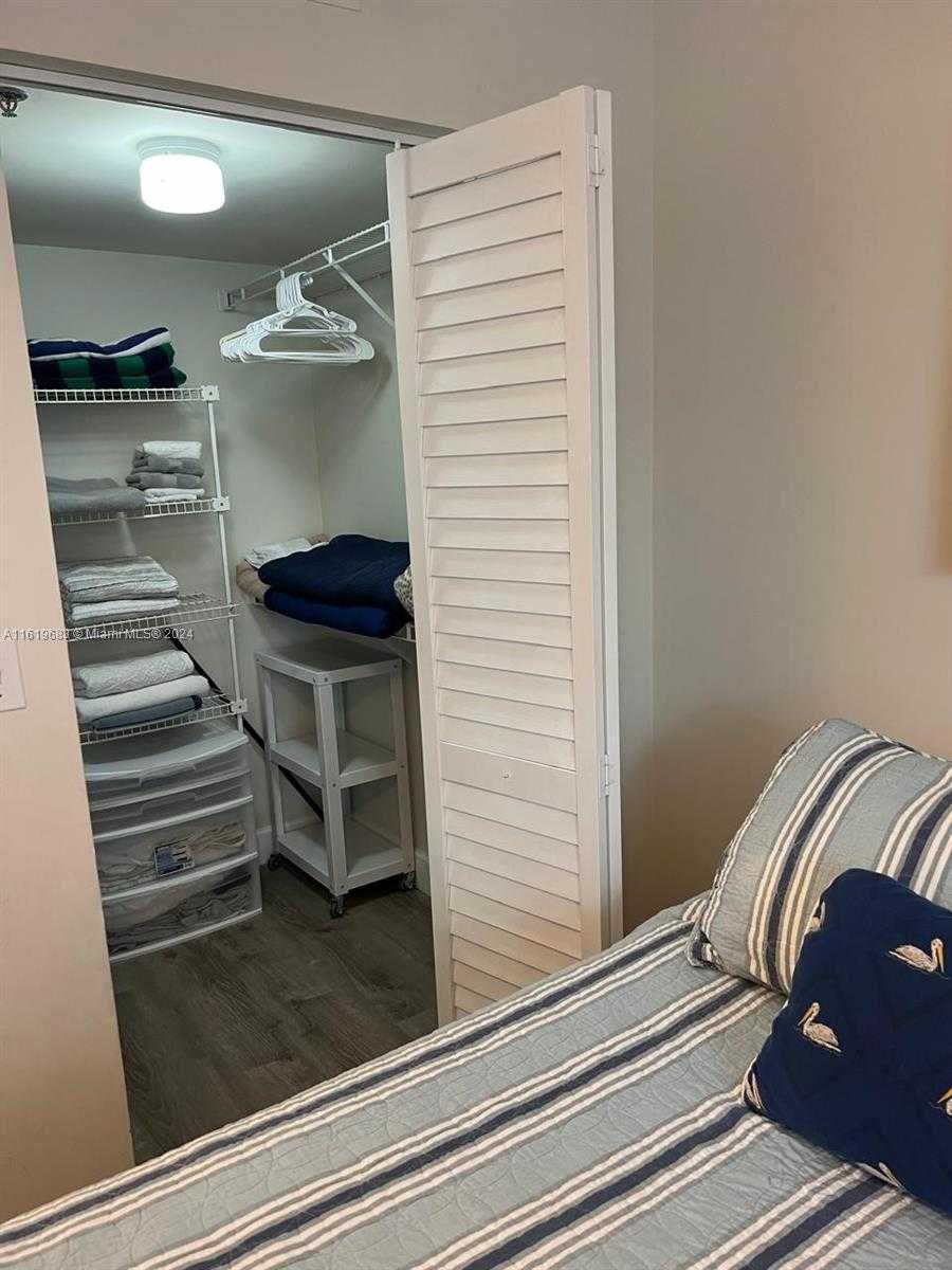 Small Image of 19901 EAST COUNTRY CLUB DR #2207, Aventura Number 17