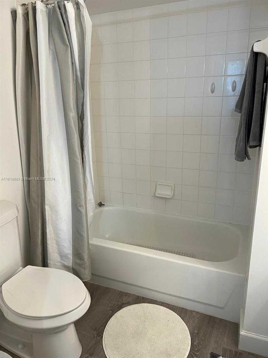 Small Image of 19901 EAST COUNTRY CLUB DR #2207, Aventura Number 20