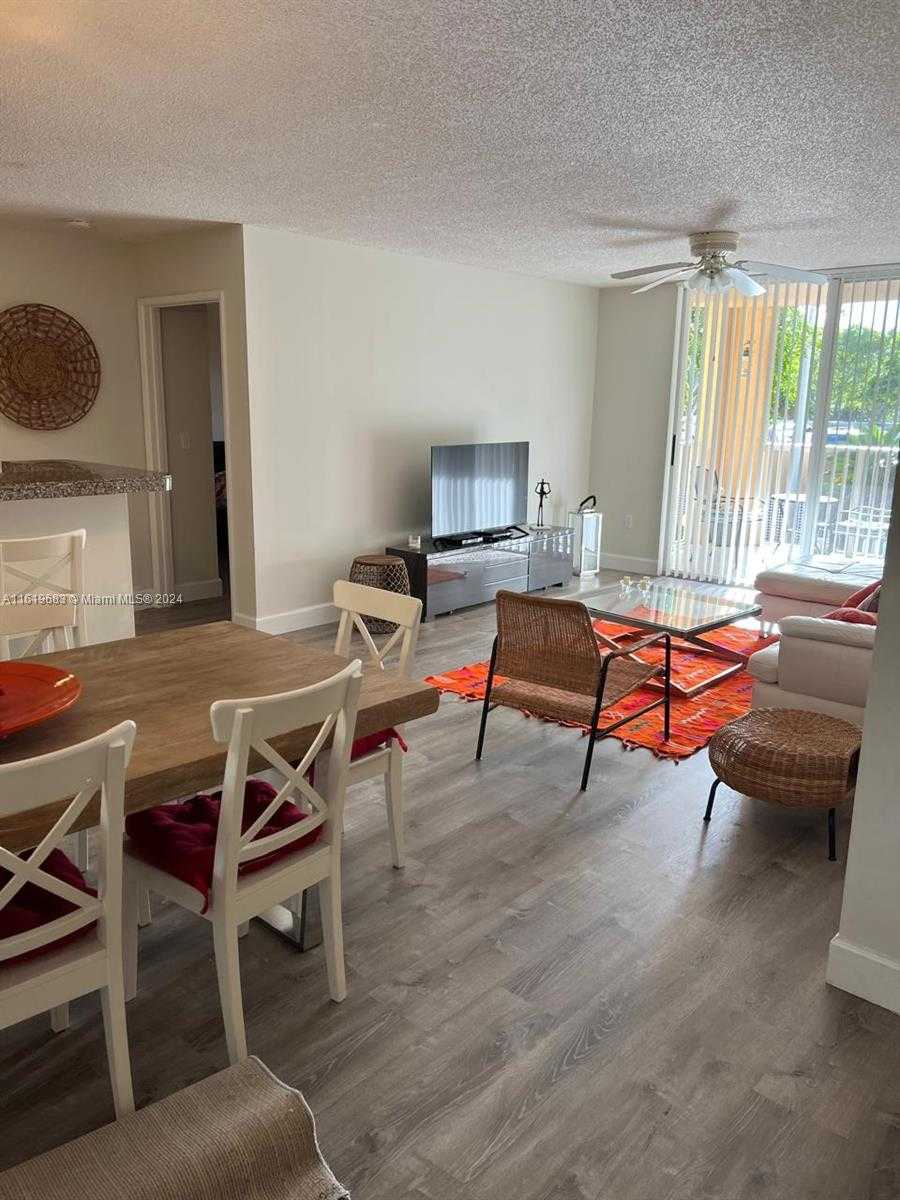 Small Image of 19901 EAST COUNTRY CLUB DR #2207, Aventura Number 5