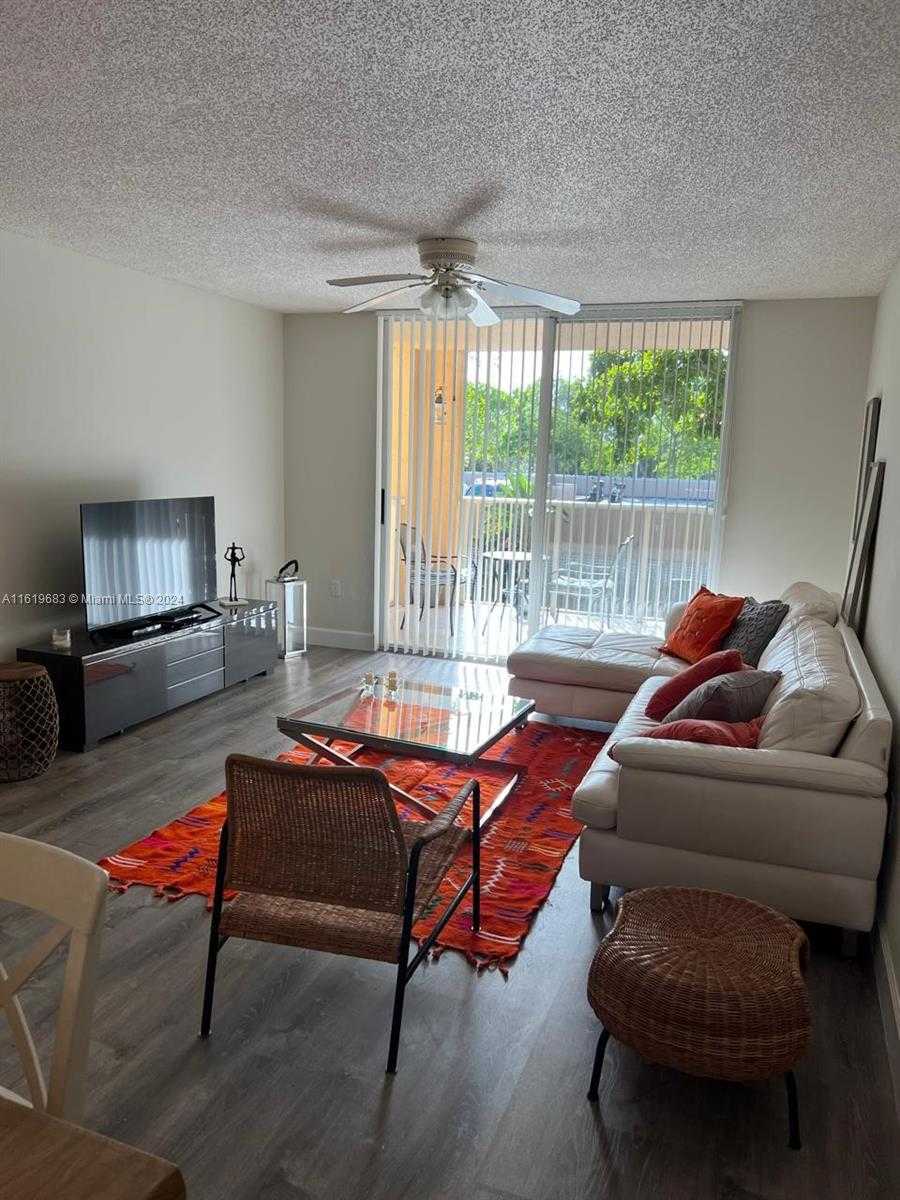 Small Image of 19901 EAST COUNTRY CLUB DR #2207, Aventura Number 8