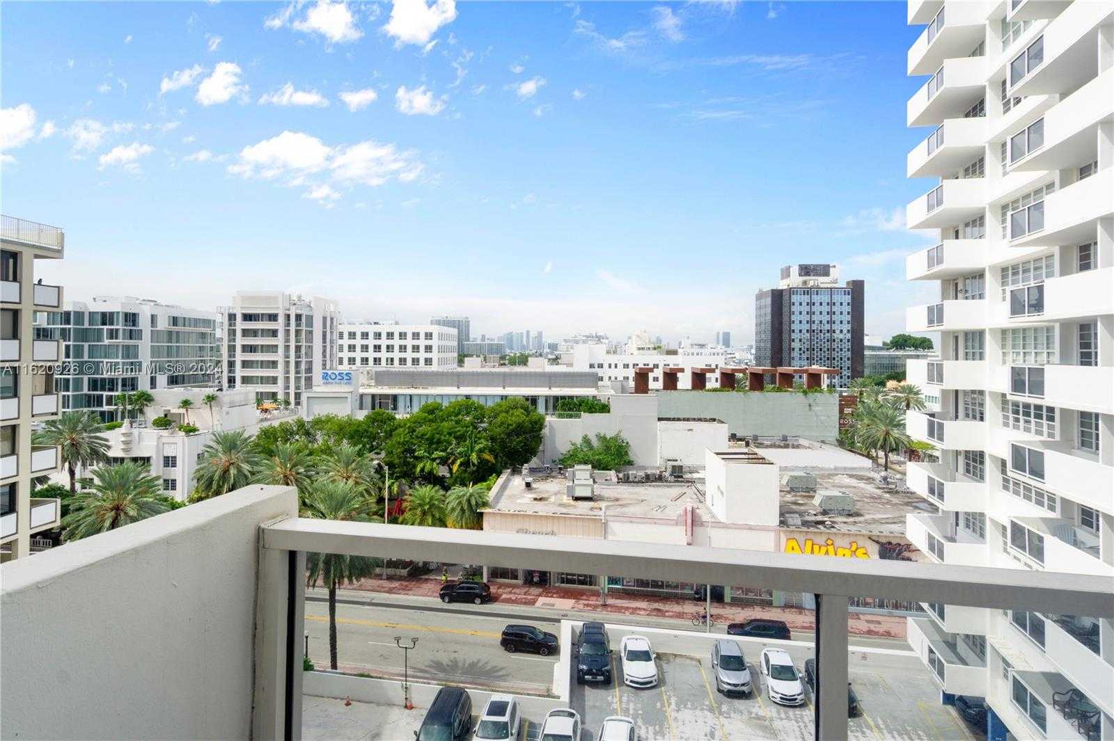 Small Image of 100 LINCOLN RD #820, Miami Beach Number 13