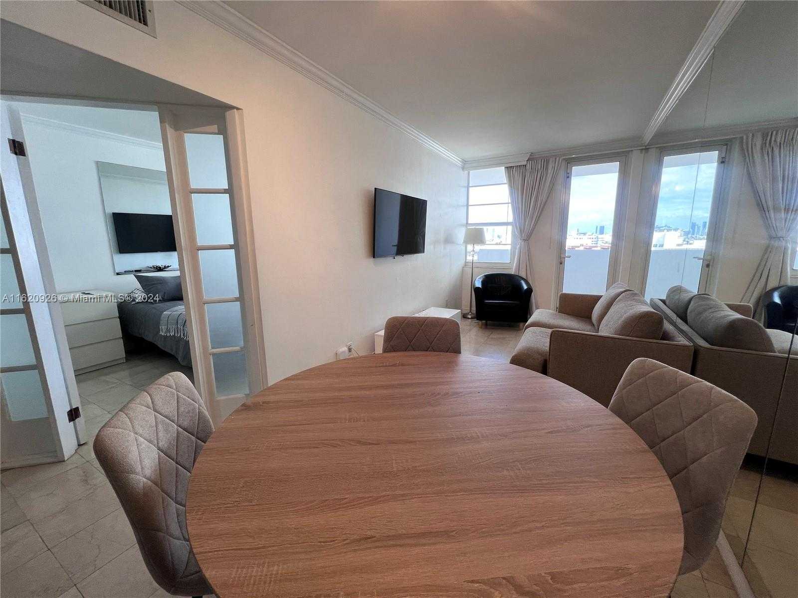 Small Image of 100 LINCOLN RD #820, Miami Beach Number 2