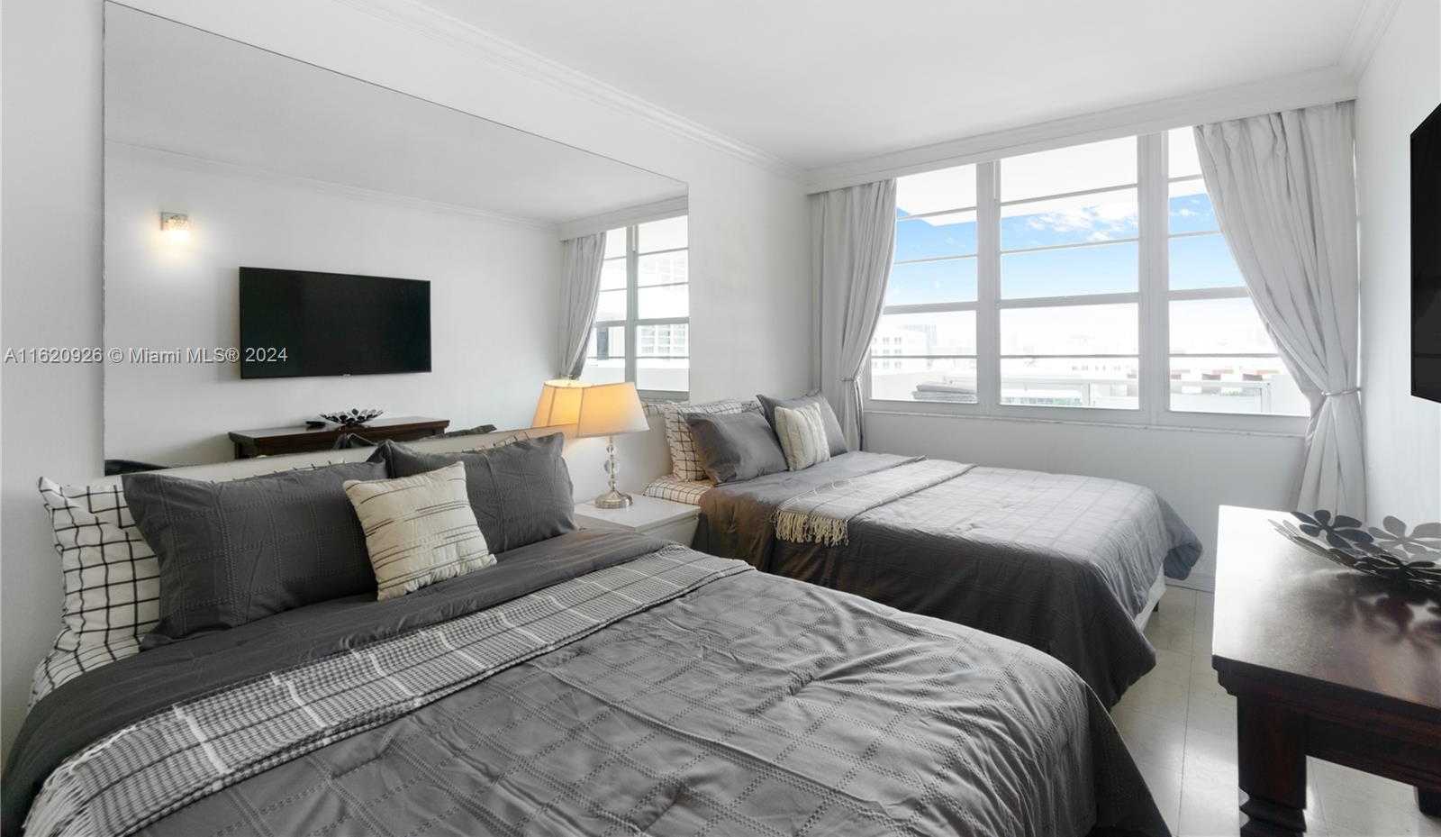 Small Image of 100 LINCOLN RD #820, Miami Beach Number 5