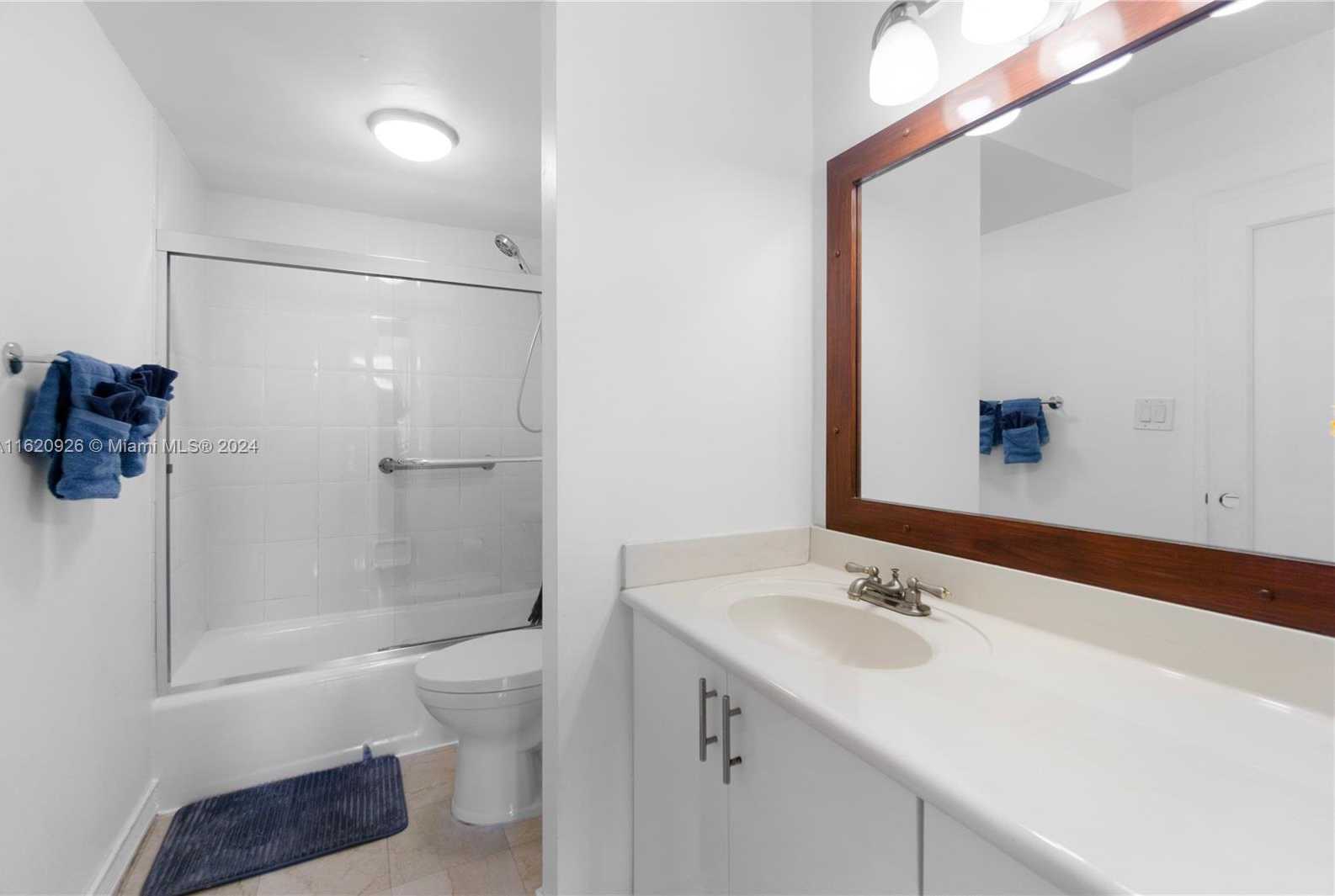 Small Image of 100 LINCOLN RD #820, Miami Beach Number 9