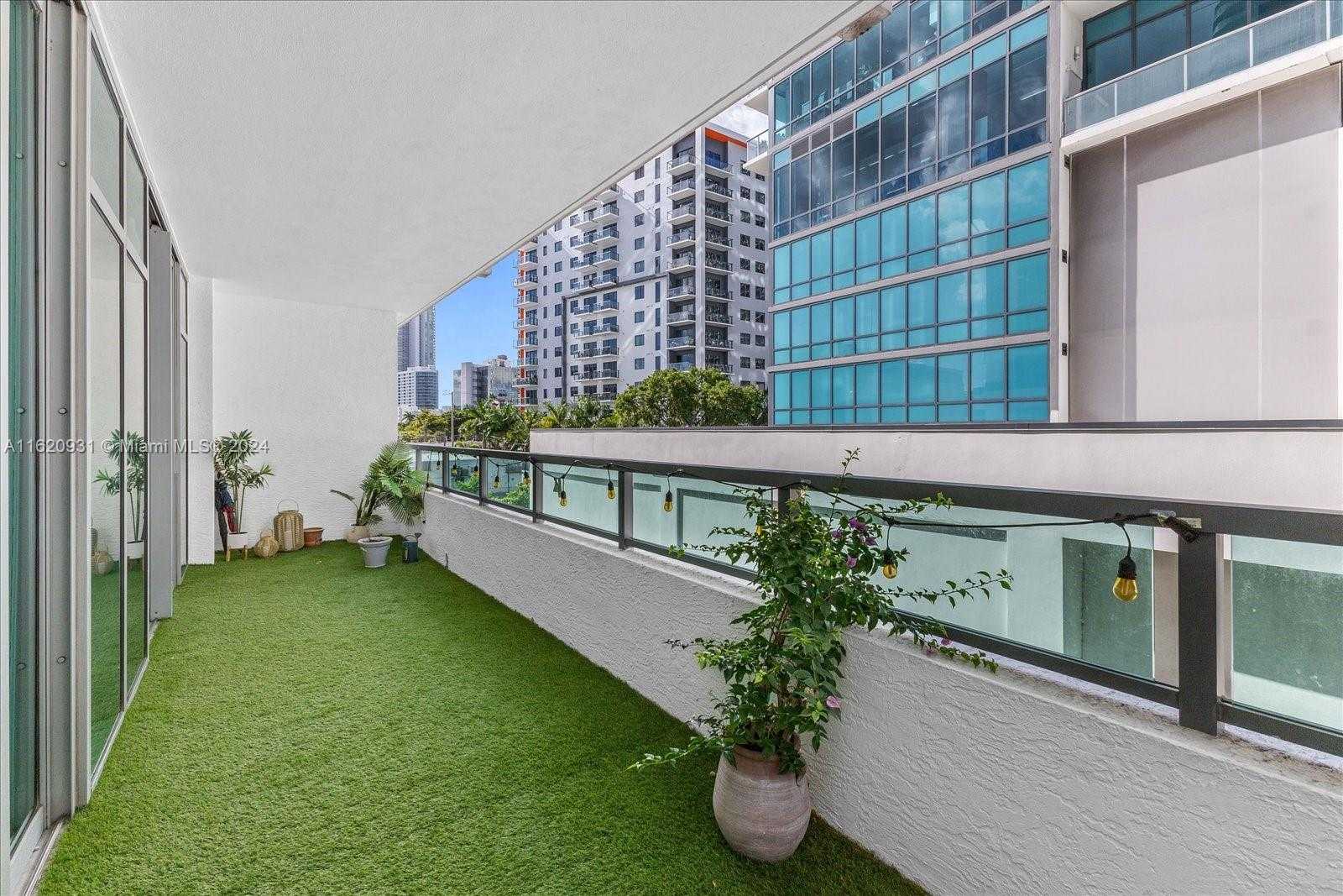 Small Image of 3301 NORTH EAST 1ST AVE #L0202, Miami Number 14
