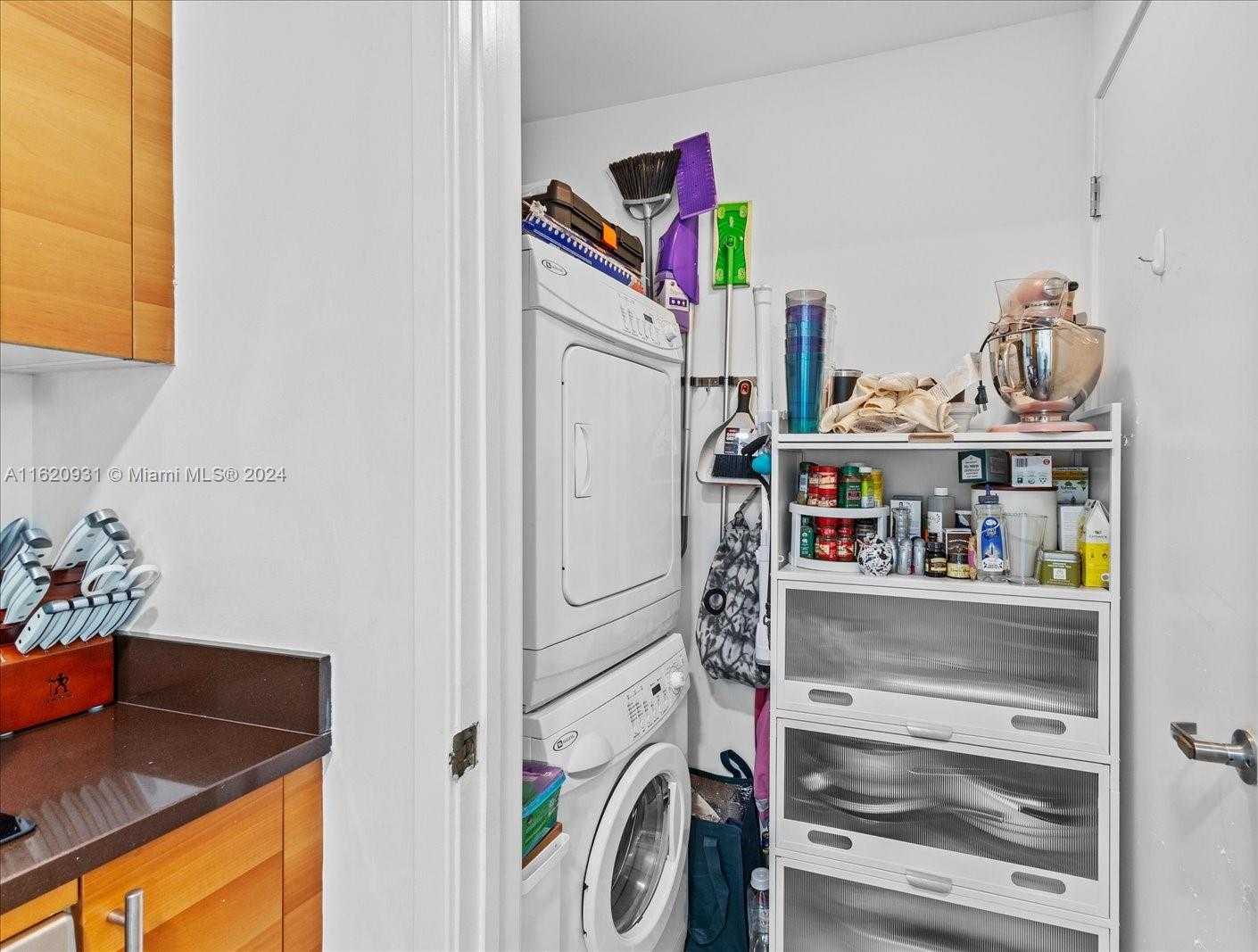 Small Image of 3301 NORTH EAST 1ST AVE #L0202, Miami Number 15