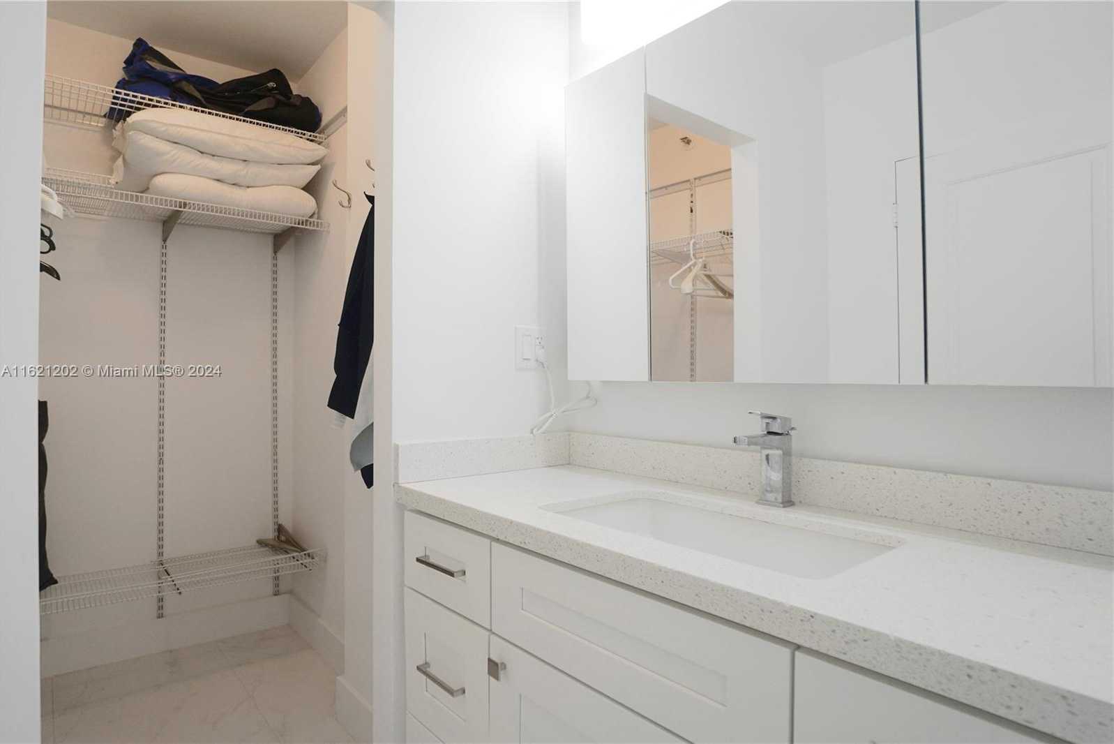 Small Image of 100 LINCOLN RD #436, Miami Beach Number 12