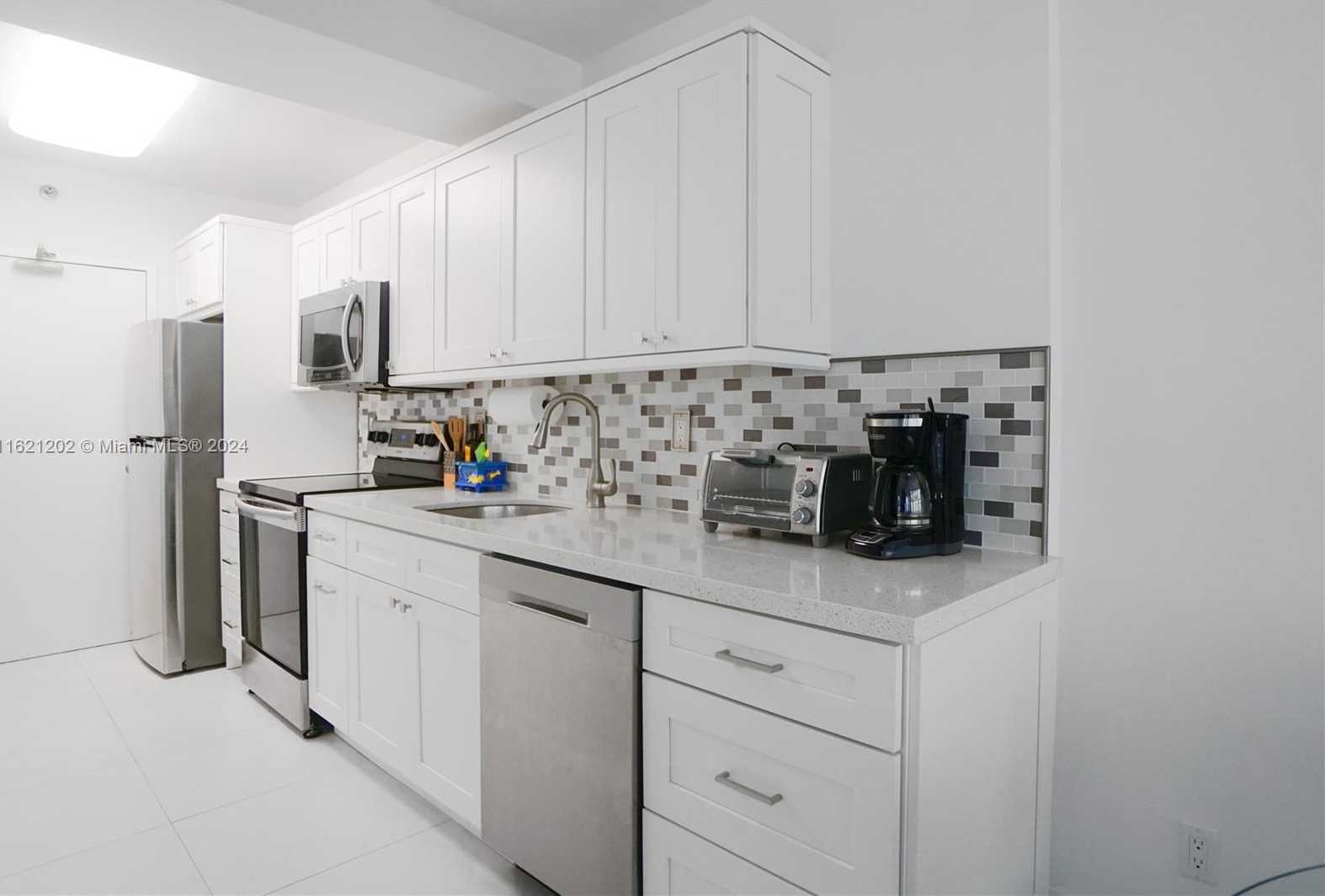 Small Image of 100 LINCOLN RD #436, Miami Beach Number 7